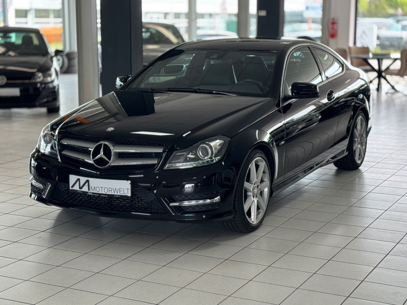 Mercedes-Benz C 250 Coupe CGI BlueEfficiency AMG Line — photo 3