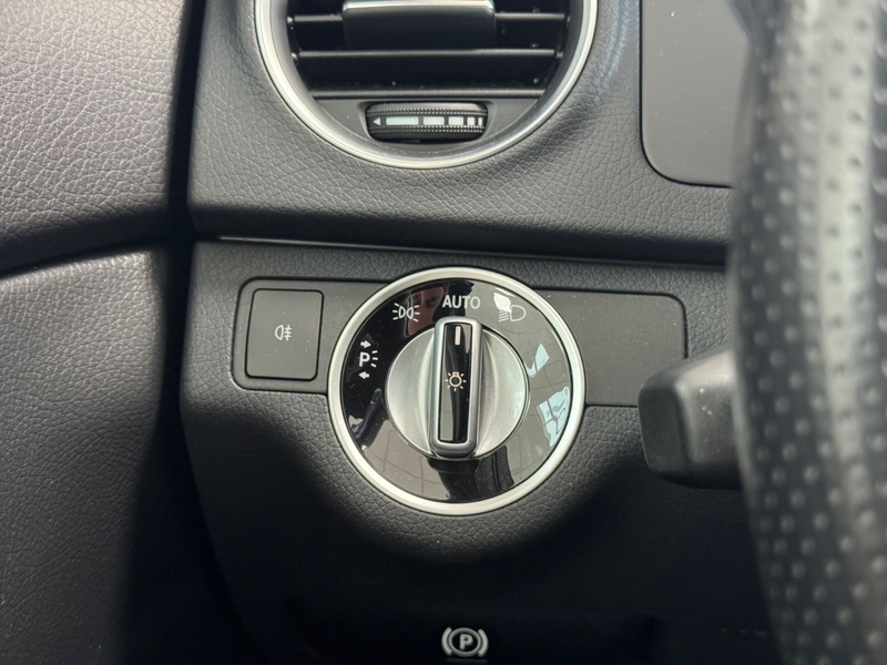 Mercedes-Benz C 250 Coupe CGI BlueEfficiency AMG Line — photo 14