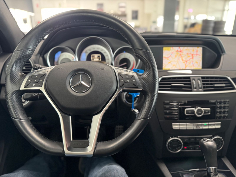 Mercedes-Benz C 250 Coupe CGI BlueEfficiency AMG Line — photo 10
