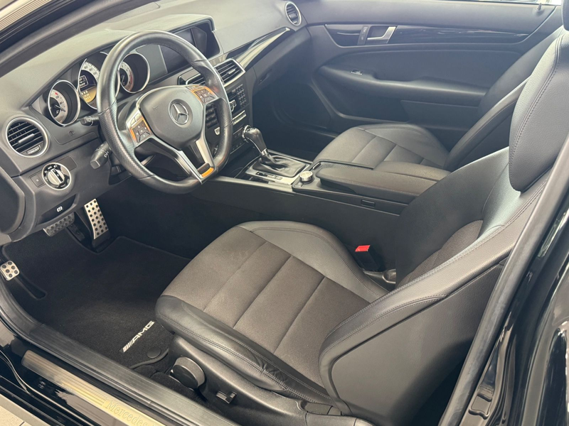 Mercedes-Benz C 250 Coupe CGI BlueEfficiency AMG Line — photo 7