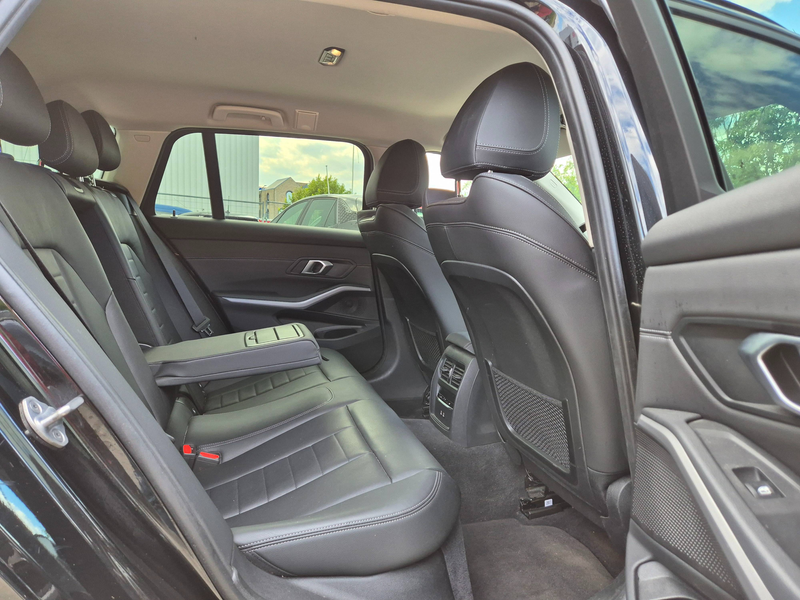 BMW 330 eA Touring // PHEV HYBRID // 2022 !! — photo 13
