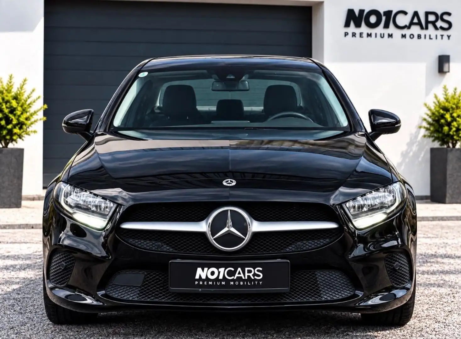 Mercedes-Benz A 180 d *AUT*KEYLESS*TOP Schwarz - 1