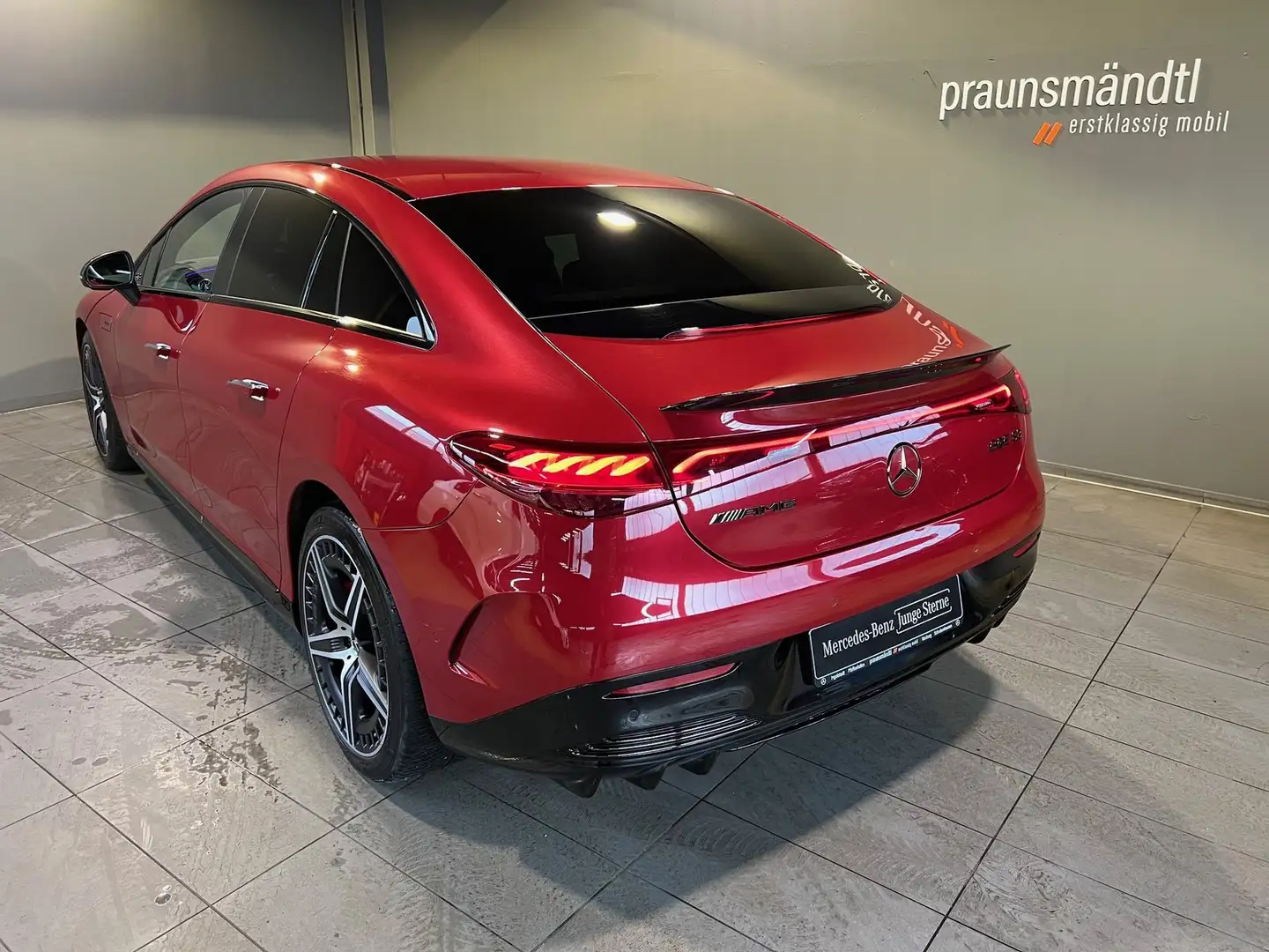 Mercedes-Benz EQE 53 4M+ AMG Night II MBUX/Sound/AHK/Distr/360 Schwarz - 2