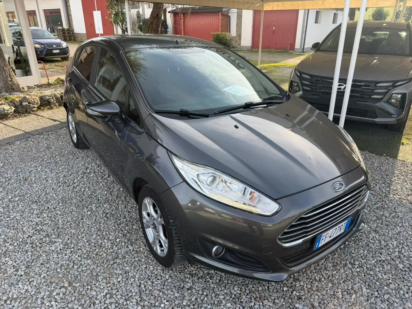 Ford Fiesta Fiesta VI 2013 3p 1.2 Titanium 82cv Gris - 2