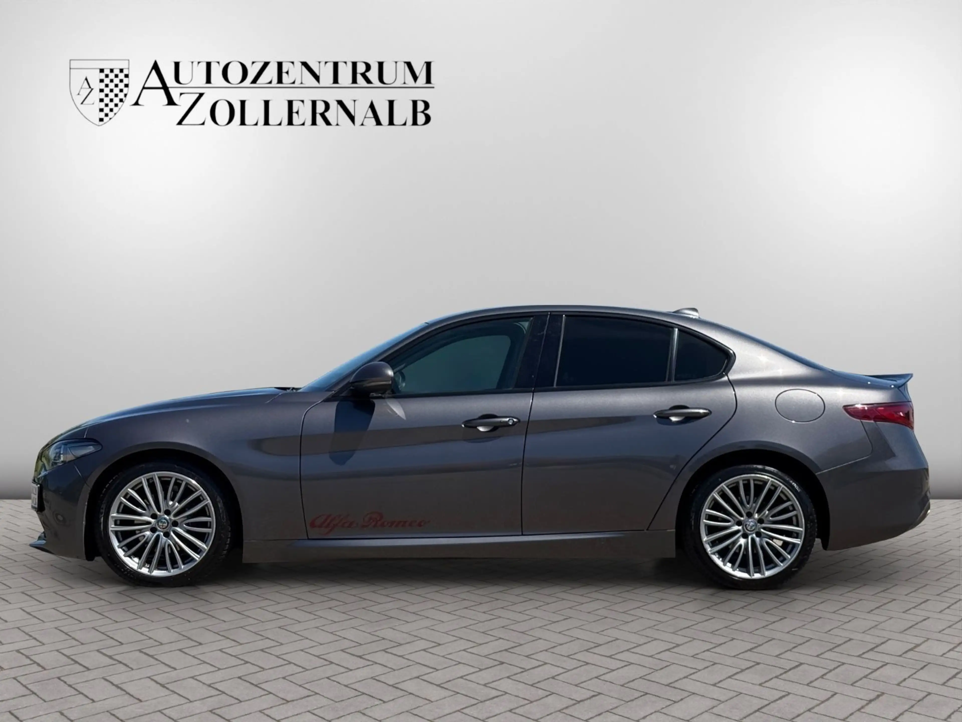 Alfa Romeo Giulia 2.2 Diesel Super *XENON*LEDER*SPUR*NAVI* — photo 3
