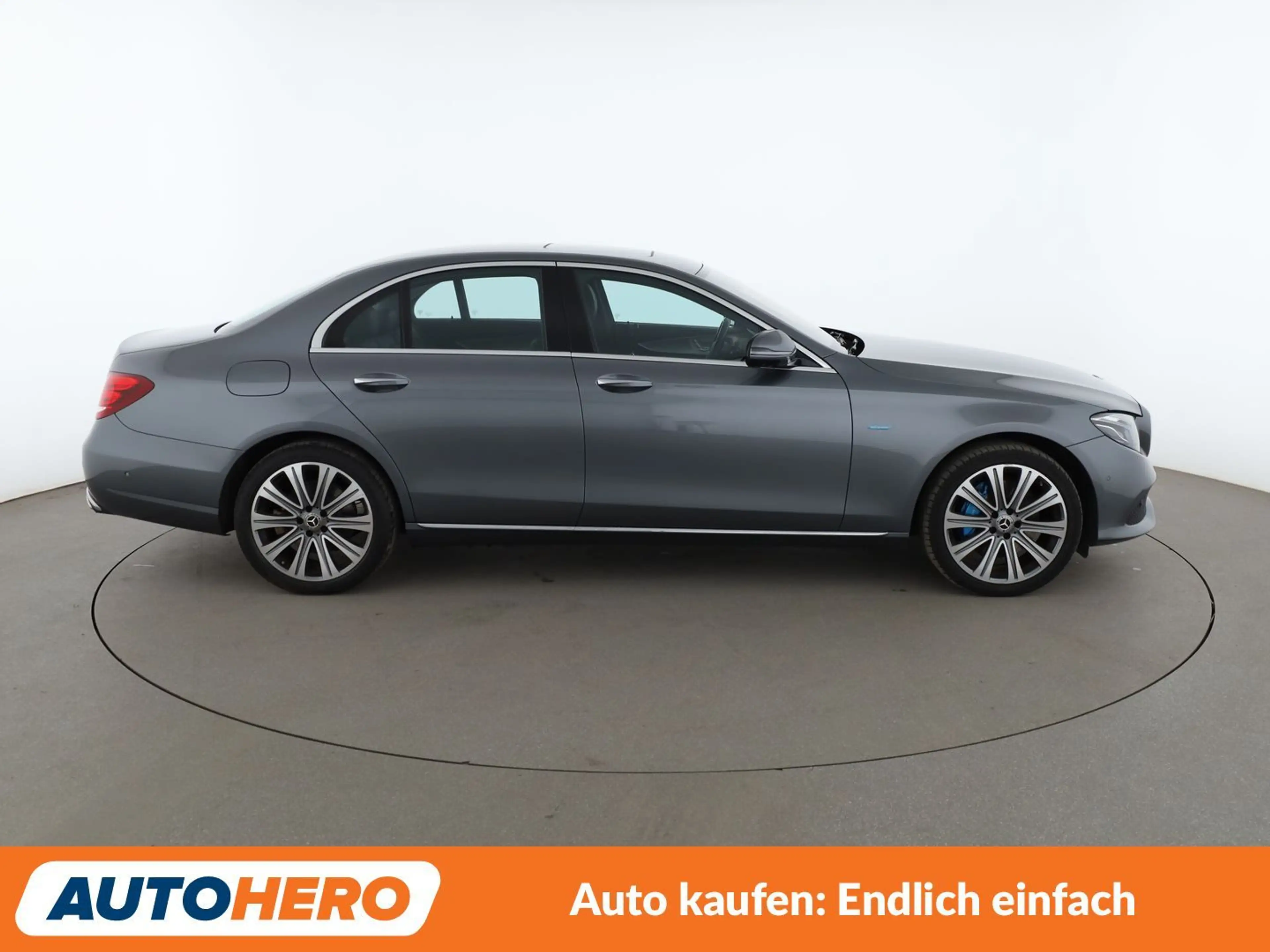 Mercedes-Benz E 350 E 350e Avantgarde Aut.*NAVI*LED*HUD*ACC*360° — photo 7