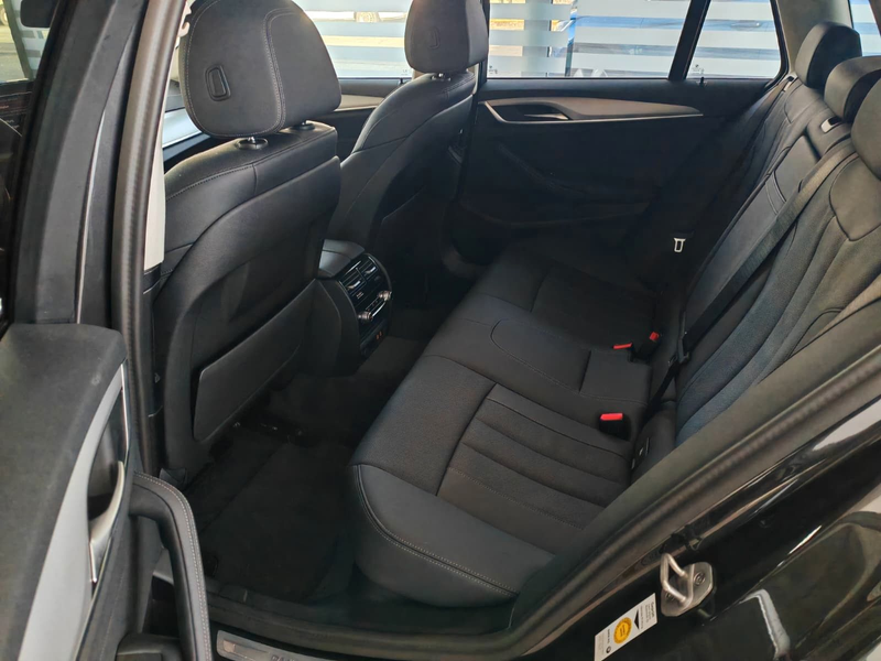 BMW 530 d Tour.  KAM 4xKlima M-Sportfahrwerk HiFi — photo 14