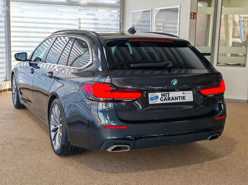 BMW 530 d Tour.  KAM 4xKlima M-Sportfahrwerk HiFi — photo 2