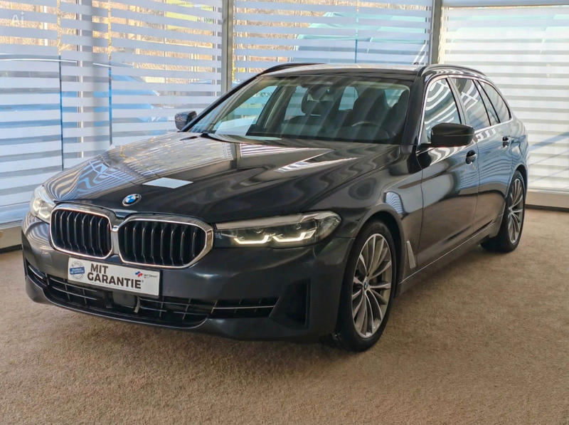 BMW 530 d Tour.  KAM 4xKlima M-Sportfahrwerk HiFi — photo 3
