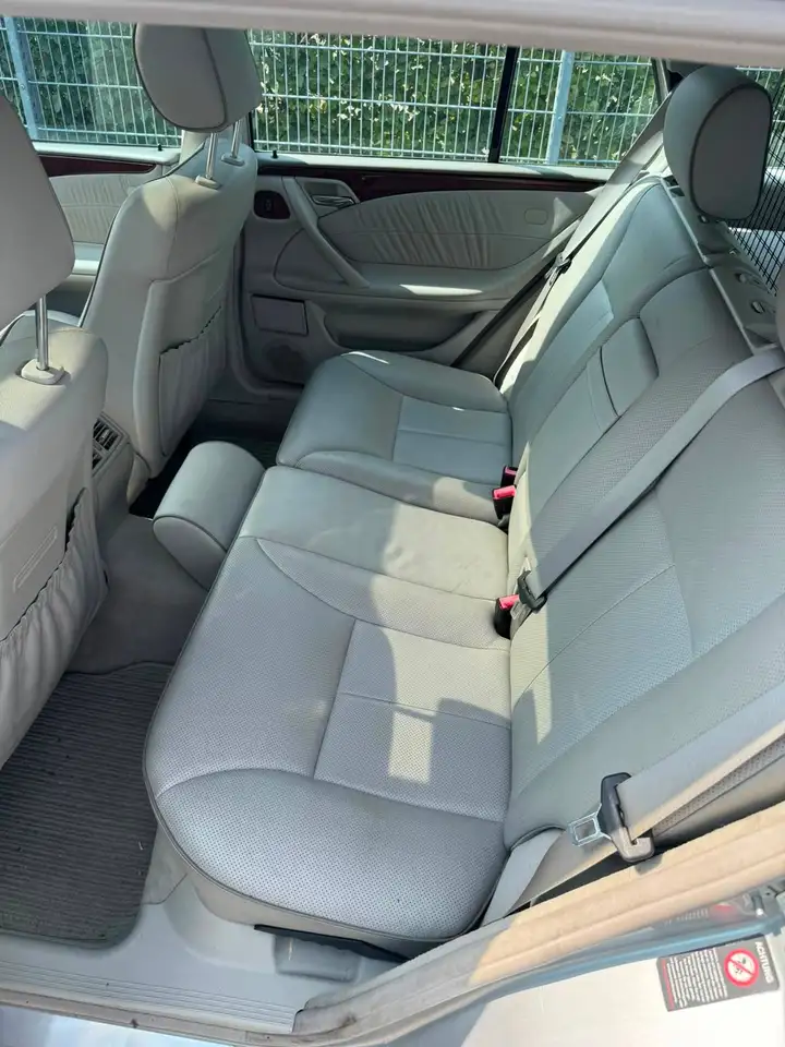 Mercedes-Benz E 430 T Avantgarde 4-Matic, foto 9
