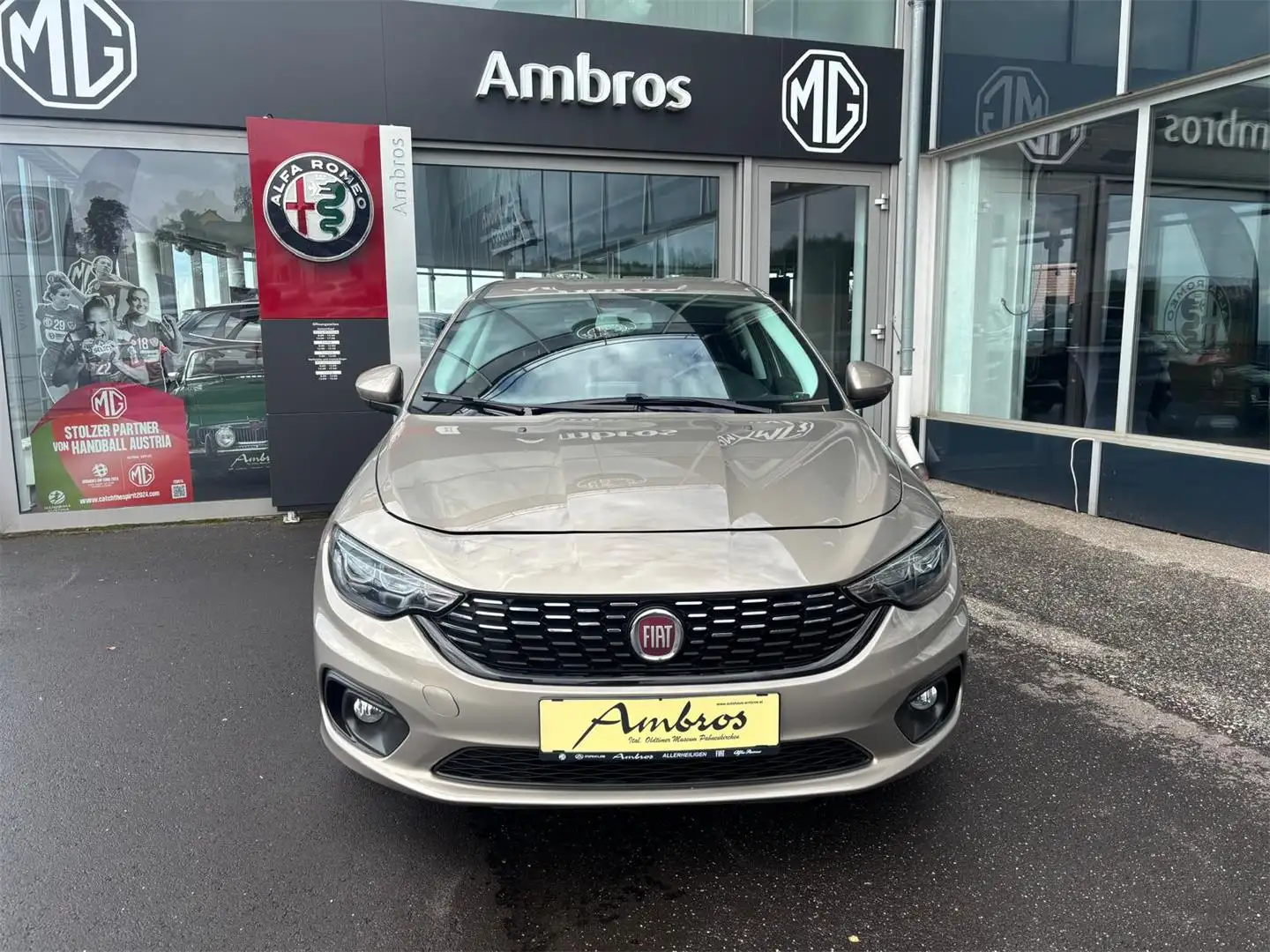 Fiat Tipo 5-Türer 1,4 95 PS Lounge Gold - 2