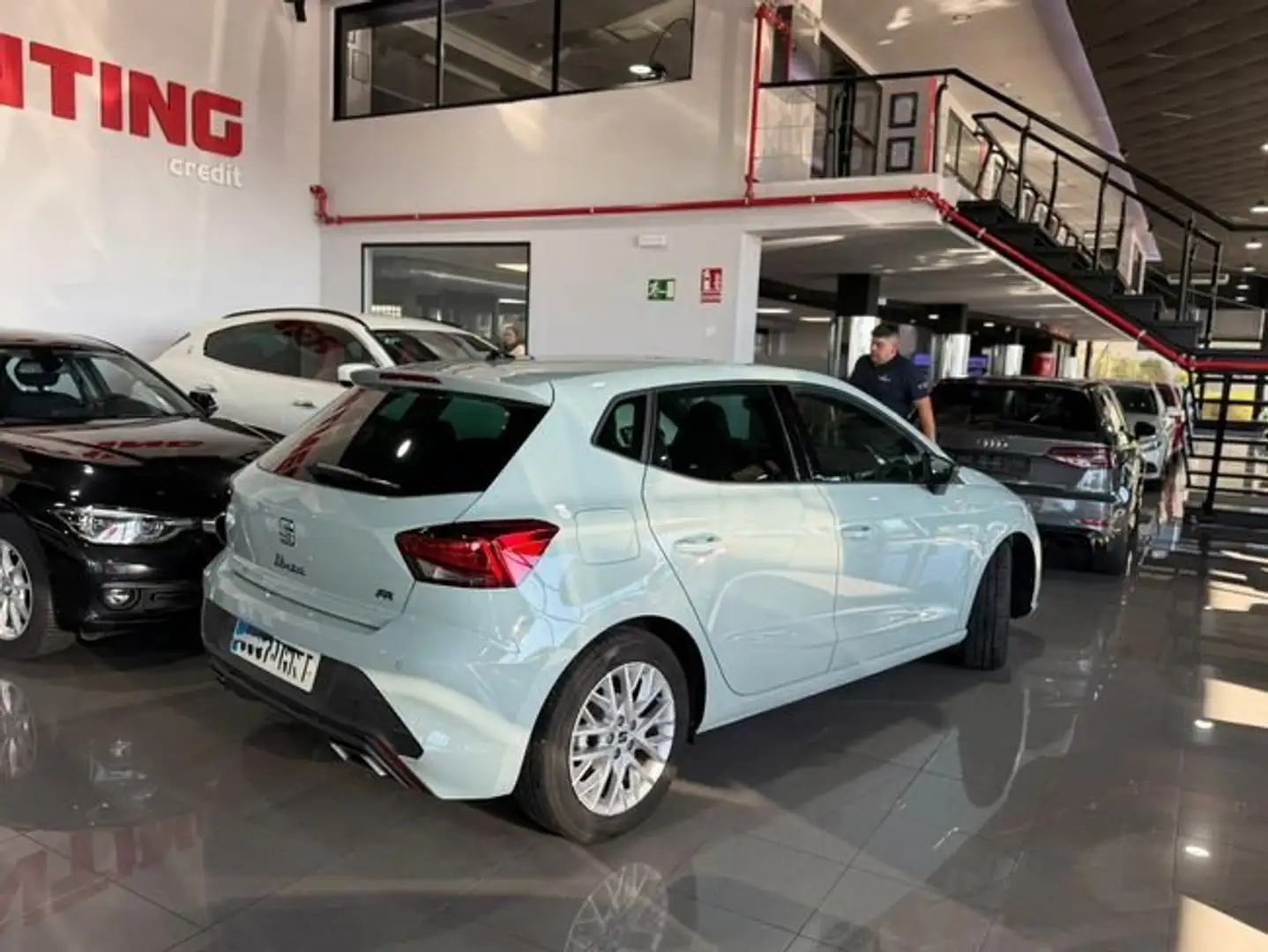 SEAT Ibiza 1.0 TSI 85kW (115CV) Start&Stop FR+Sound Gris - 2