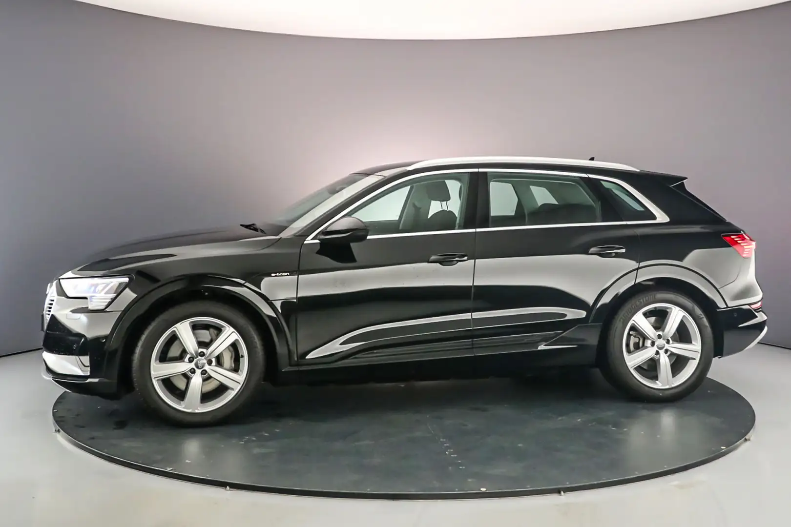 Audi e-tron Launch Edition 50 Quattro | Luchtvering | 20 inch Black - 2