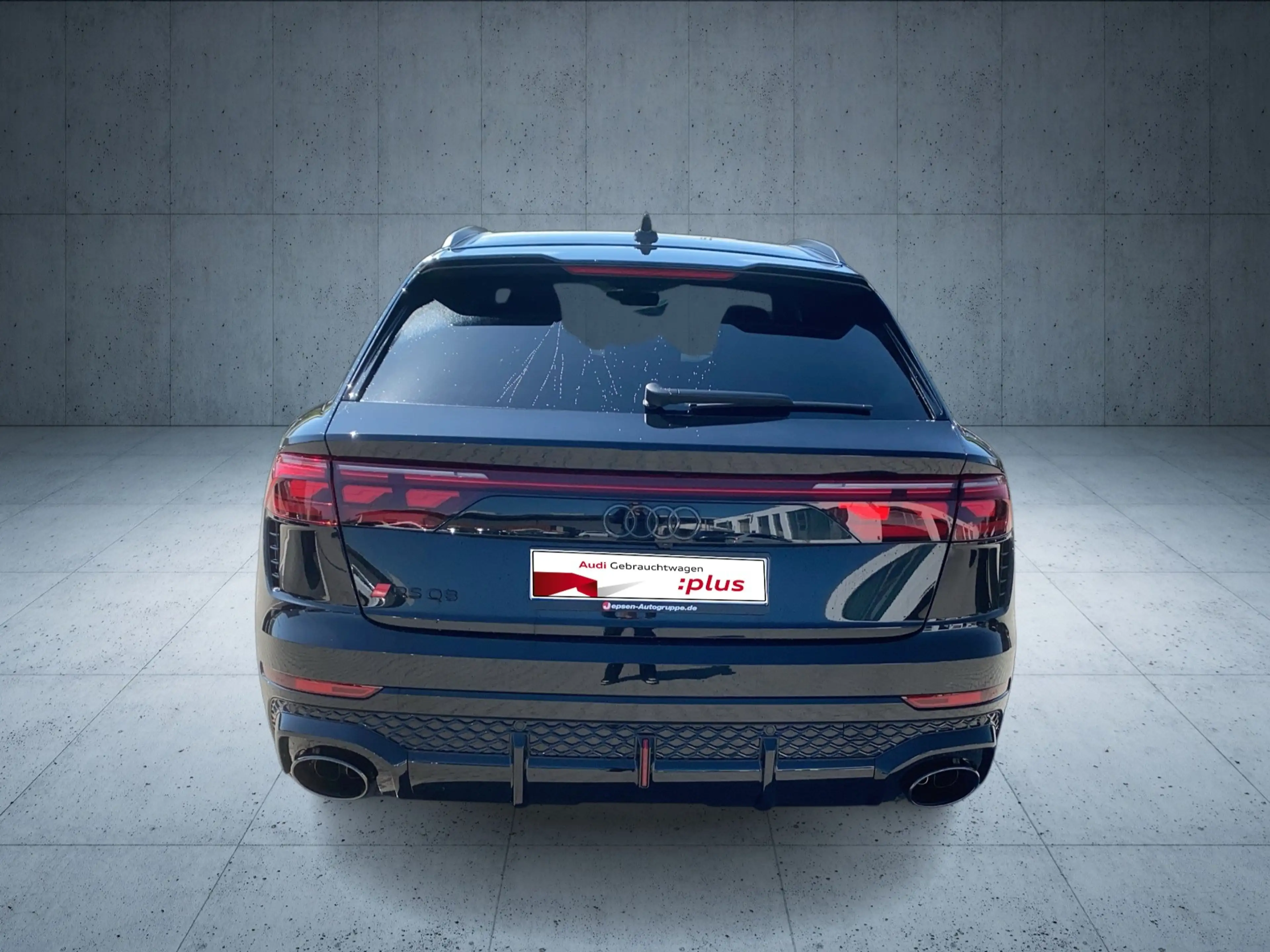 Audi RS Q8 SUV performance tiptr Vmax305 23 Laser PANO — photo 5