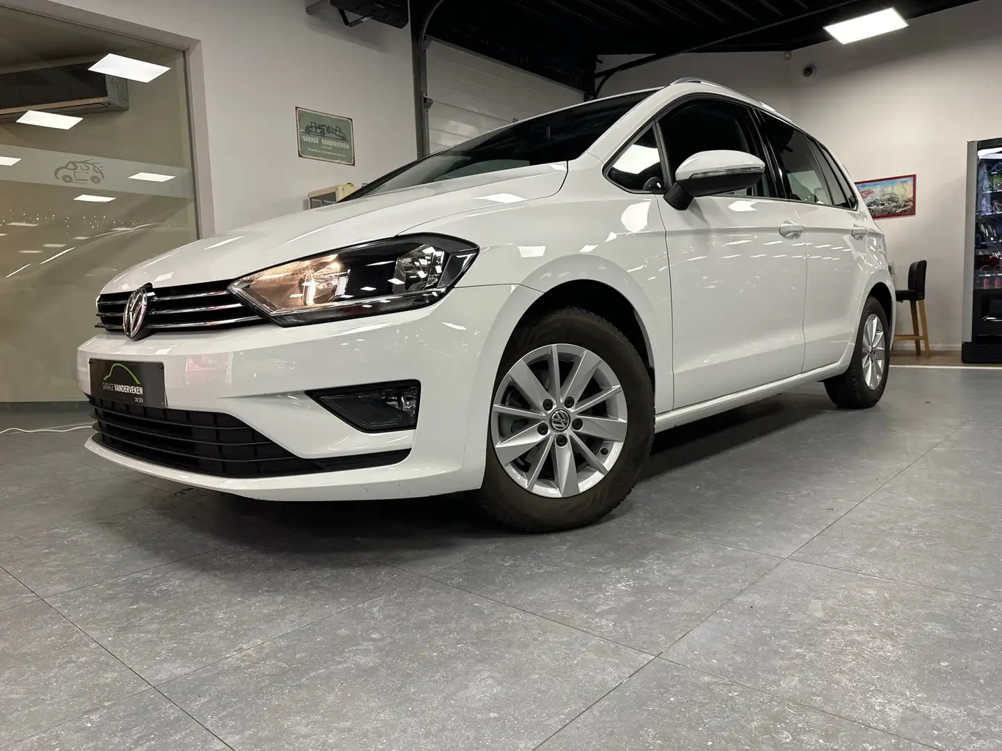 Volkswagen Golf Sportsvan 1.2 TSI ** trekhaak * Wit - 1