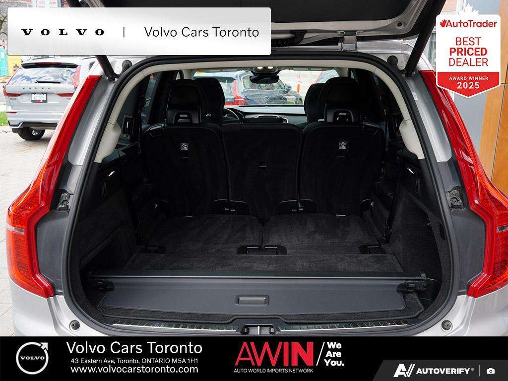 2024 Volvo XC90 B6 AWD Plus Bright Theme 7-Seater | 21" Wheels thumb 11
