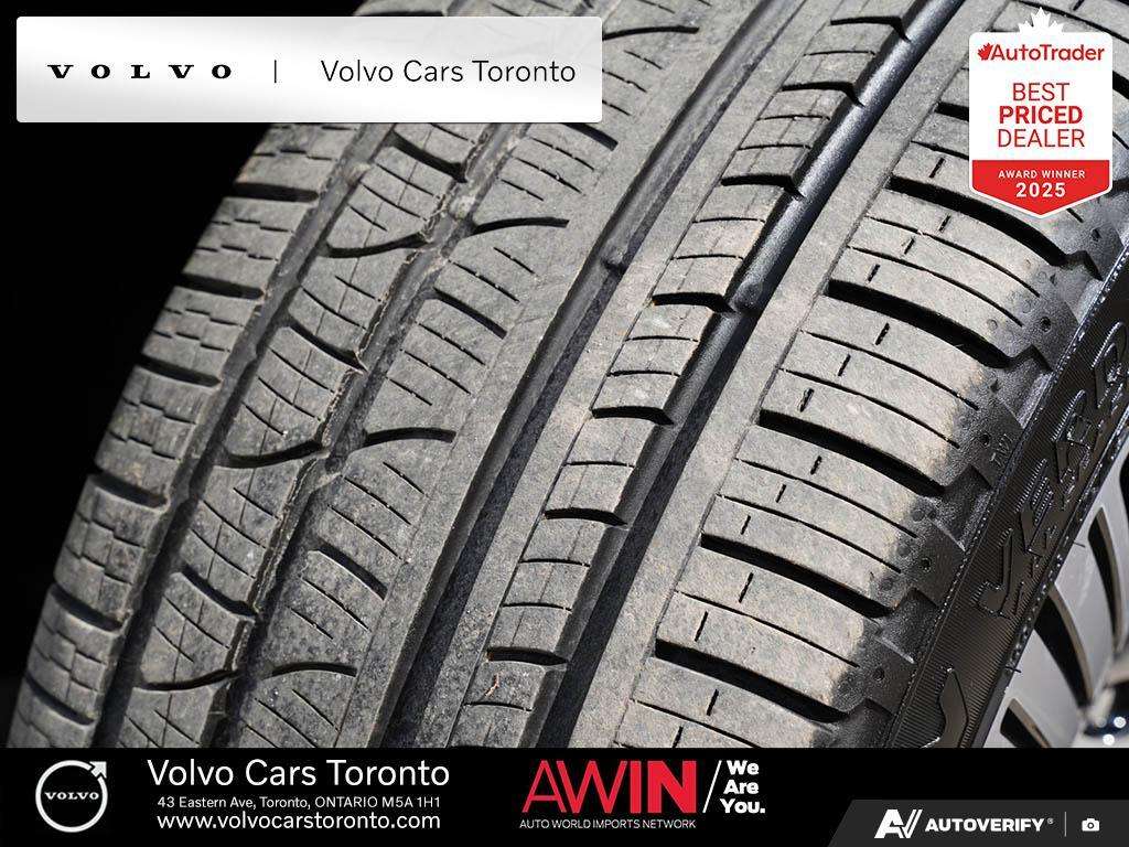 2024 Volvo XC90 B6 AWD Plus Bright Theme 7-Seater | 21" Wheels thumb 7