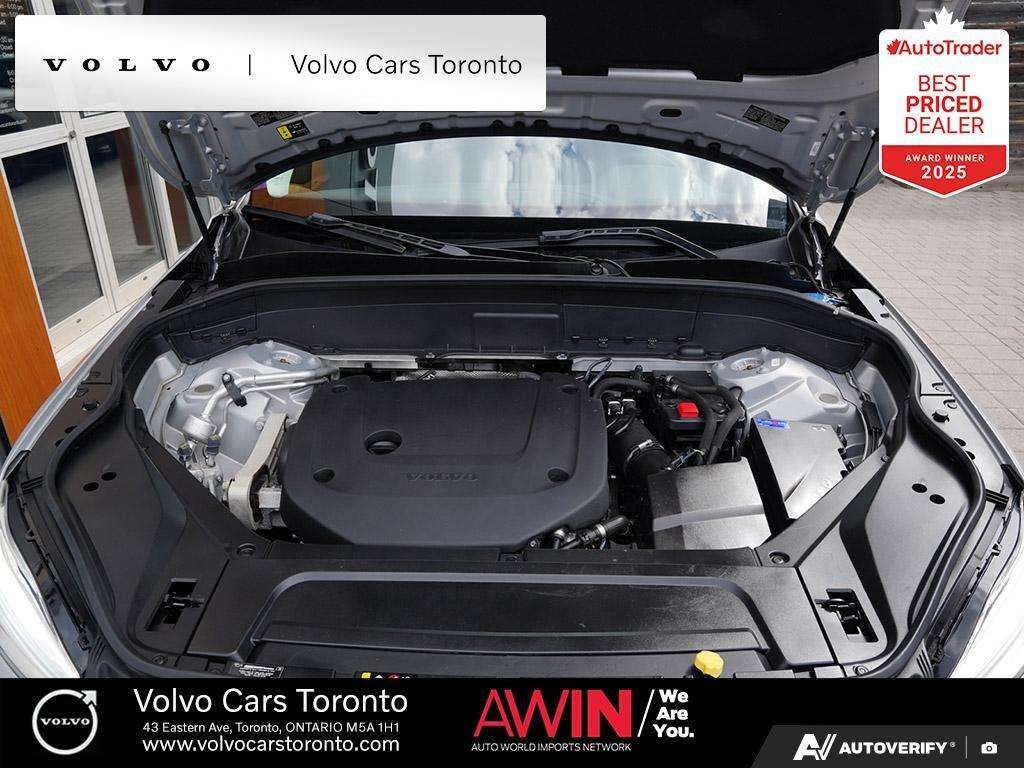 2024 Volvo XC90 B6 AWD Plus Bright Theme 7-Seater | 21" Wheels thumb 8