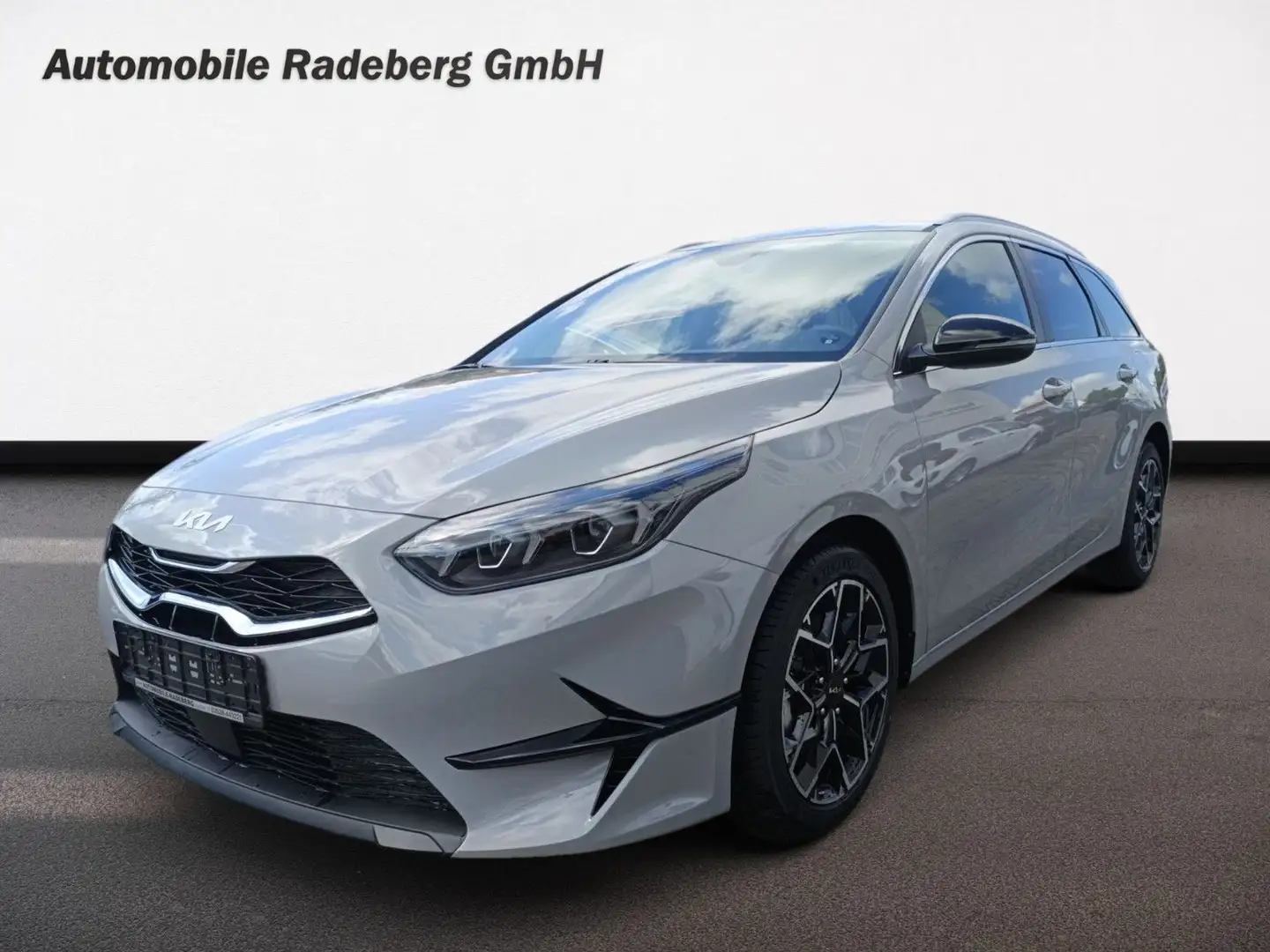 Kia Ceed SW / cee'd SW CEED_SW 1.0T 48V DCT 100 NIGHT Gris - 1