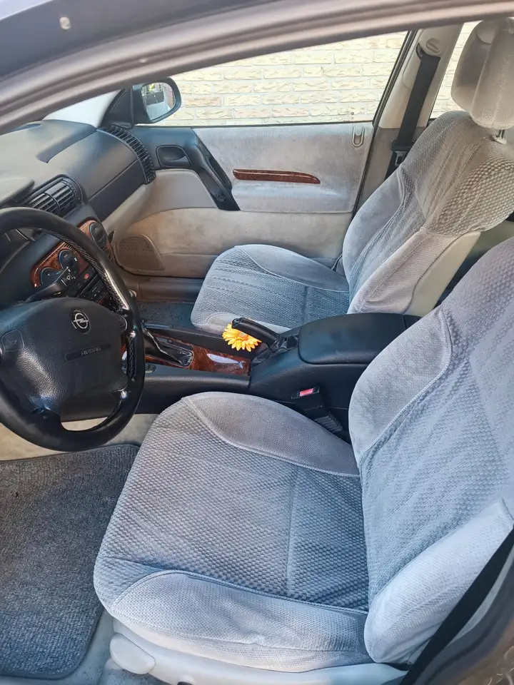 Opel Omega CD, foto 12