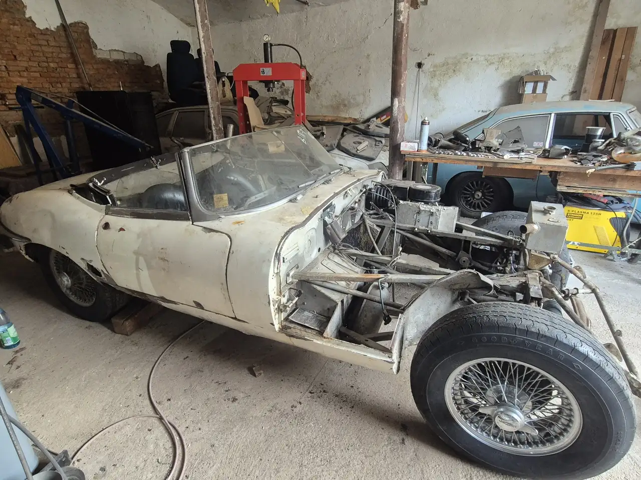 Jaguar E-Type Sept. 1961 Flatfloor Roadster #592, foto 1