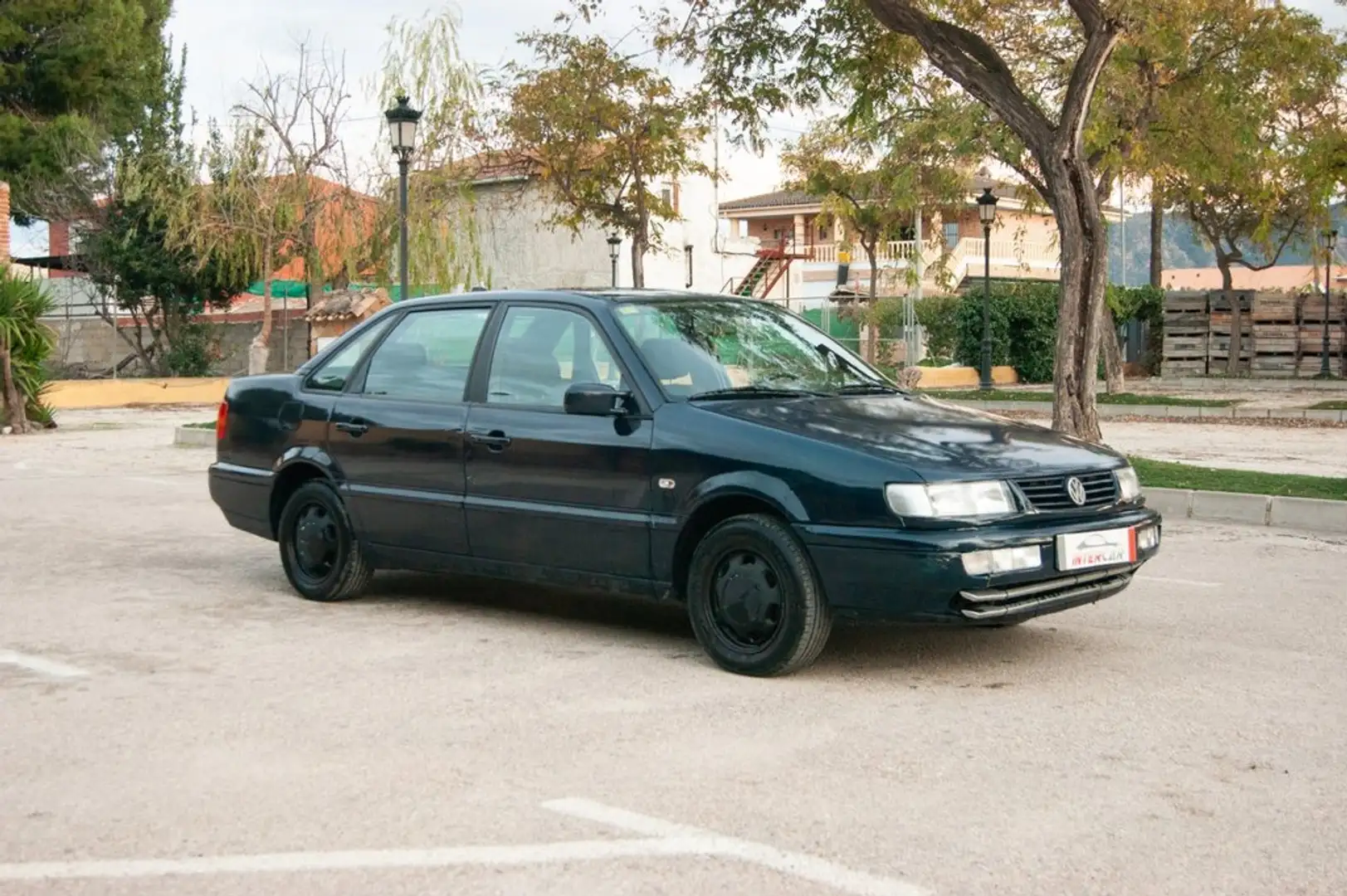 Volkswagen Passat CL 90 Grün - 1