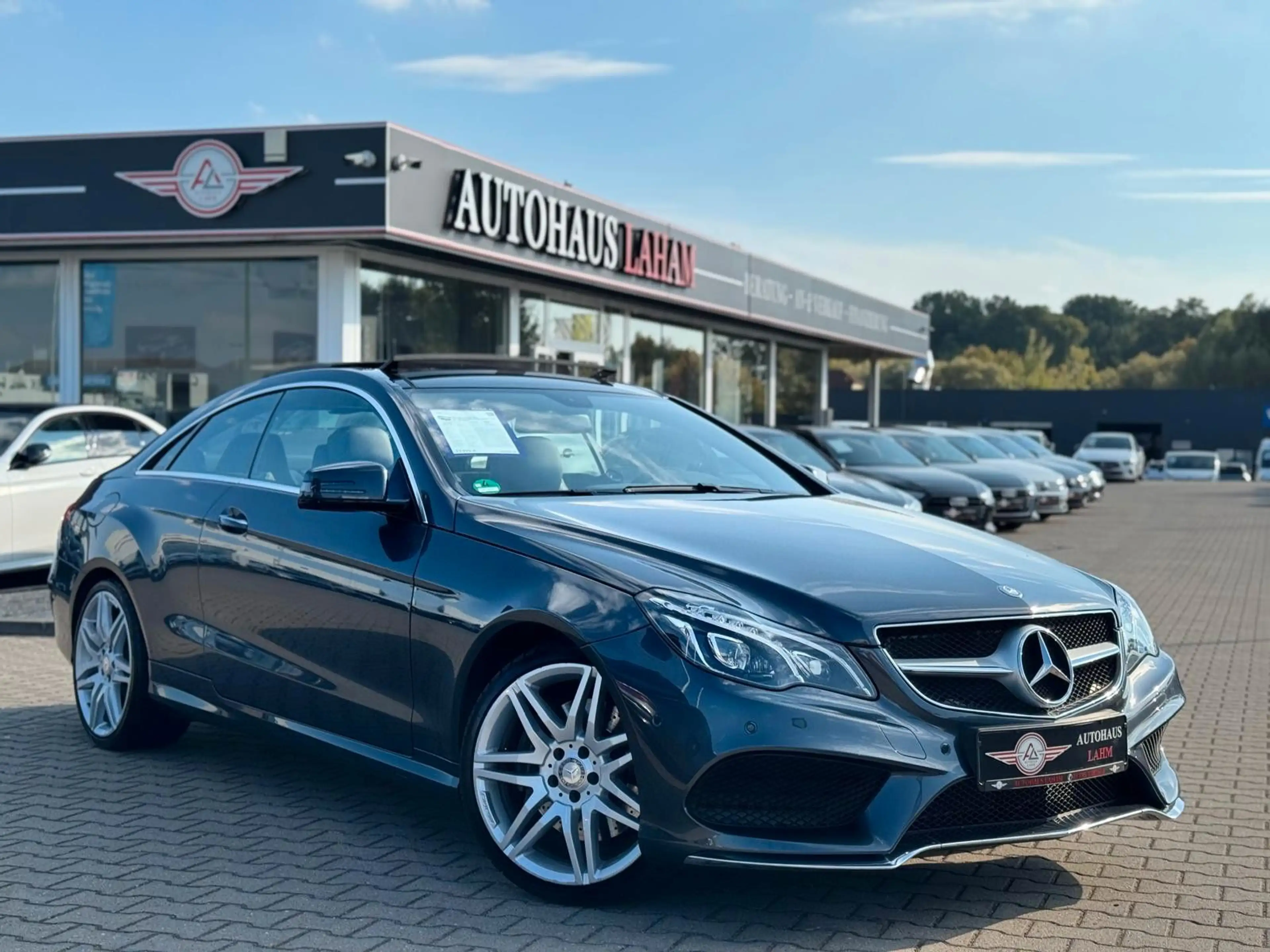 Mercedes-Benz E 400 9G-TRONIC"AMG PAKET"PANO"LEDER"LED"NAVI"