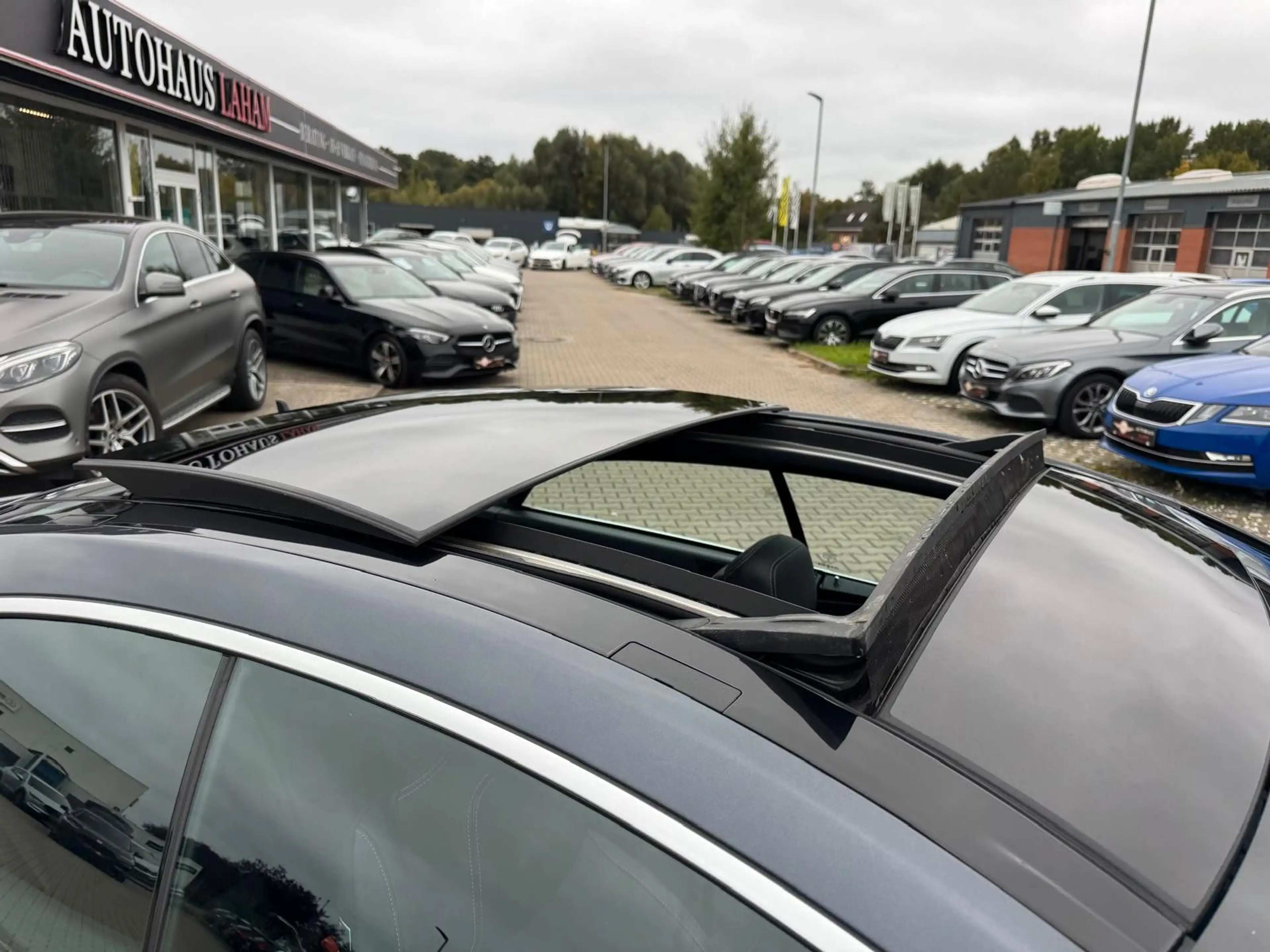 Mercedes-Benz E 400 9G-TRONIC"AMG PAKET"PANO"LEDER"LED"NAVI" — photo 11
