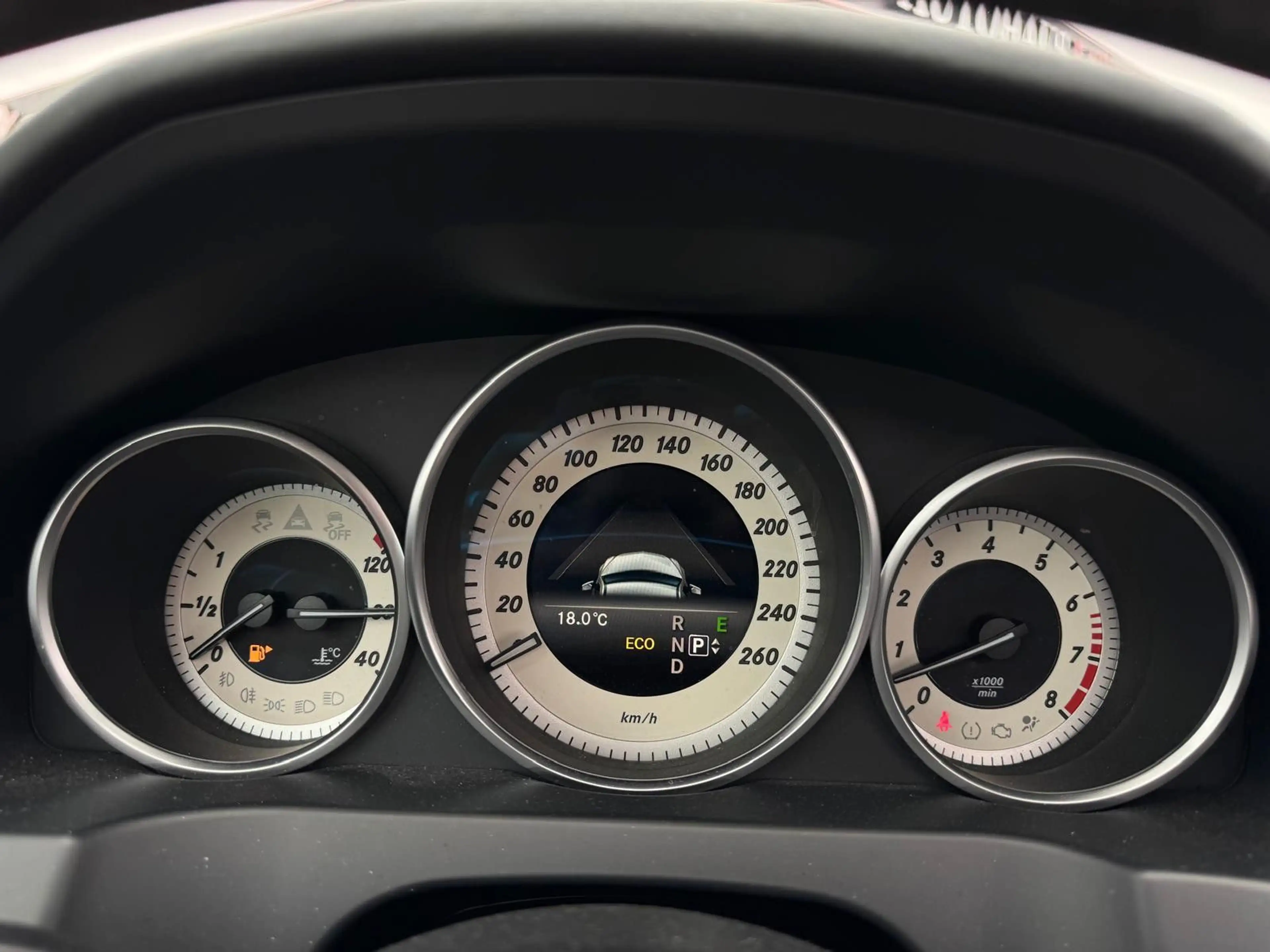 Mercedes-Benz E 400 9G-TRONIC"AMG PAKET"PANO"LEDER"LED"NAVI" — photo 14