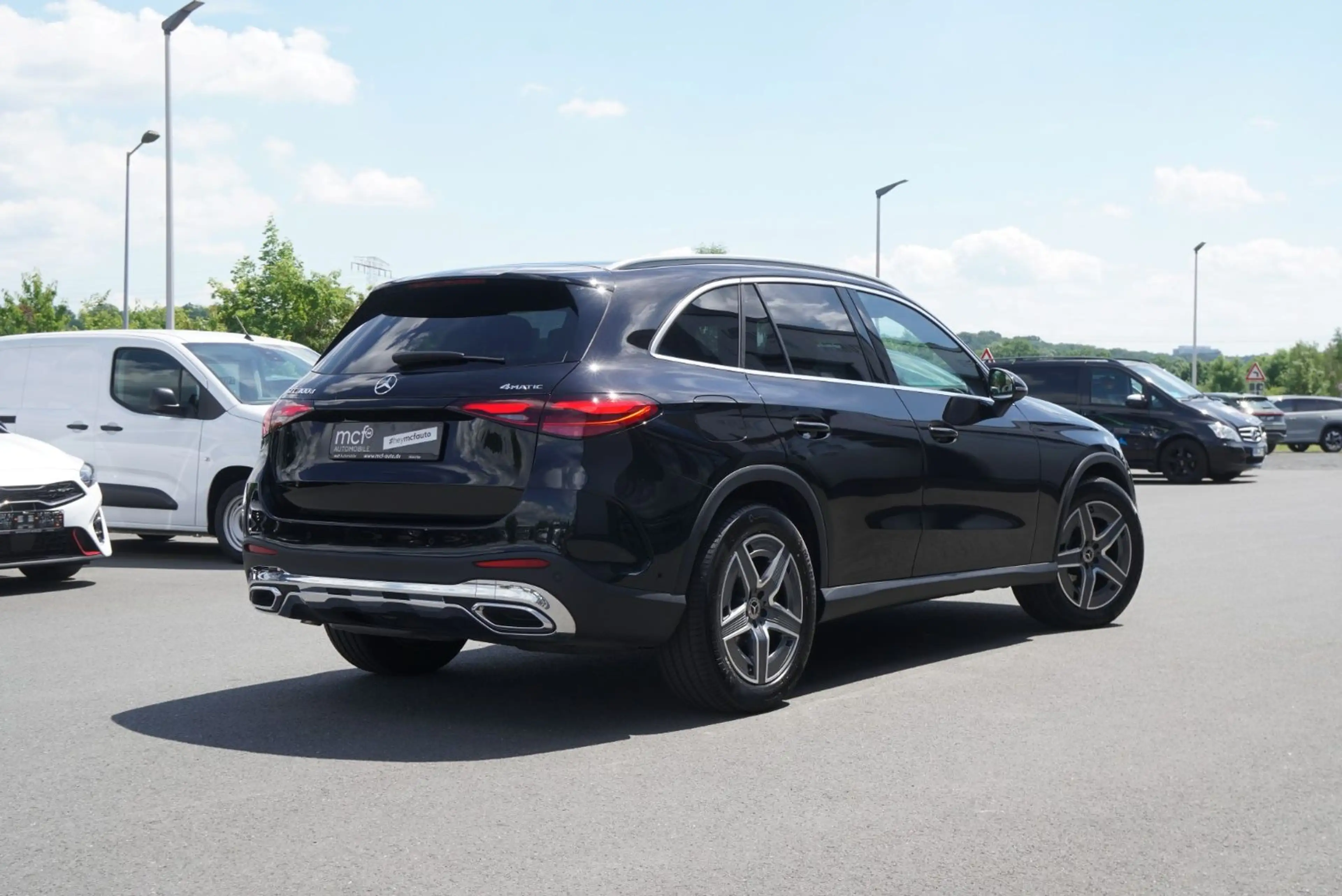 Mercedes-Benz GLC 300 d 4M Edition AMG Line *ACC*AHK*Navi* — photo 5