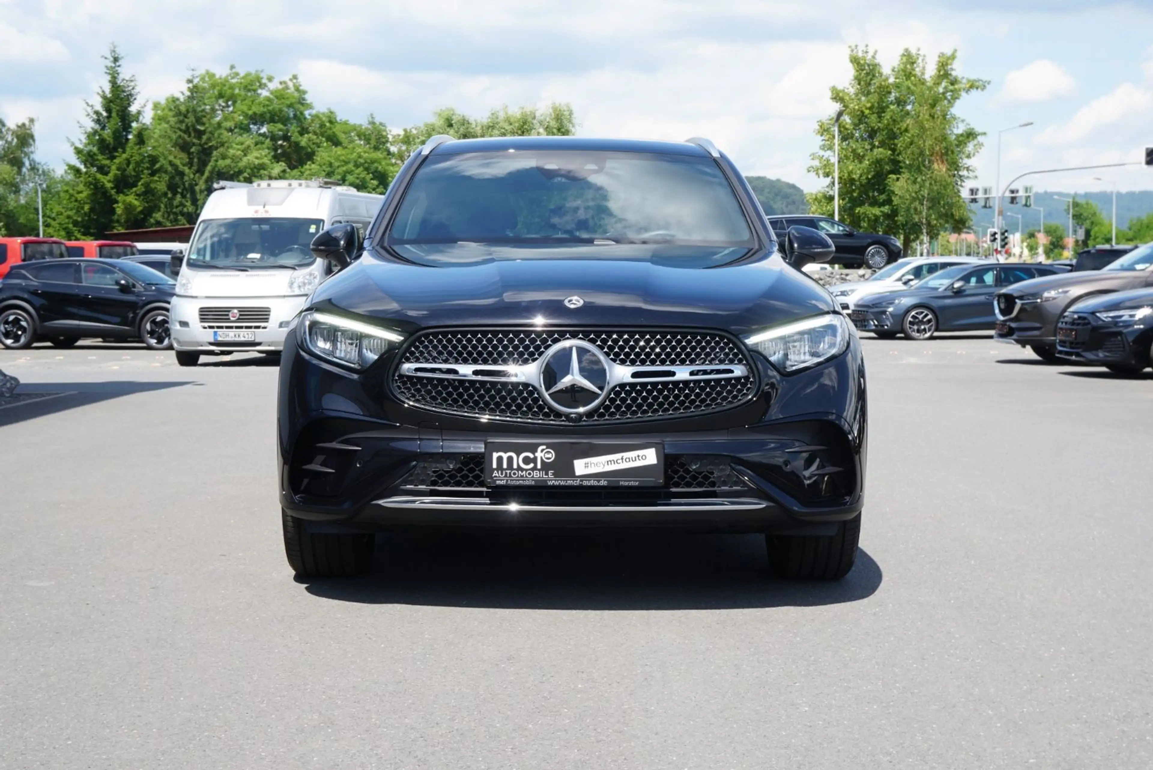 Mercedes-Benz GLC 300 d 4M Edition AMG Line *ACC*AHK*Navi* — photo 2