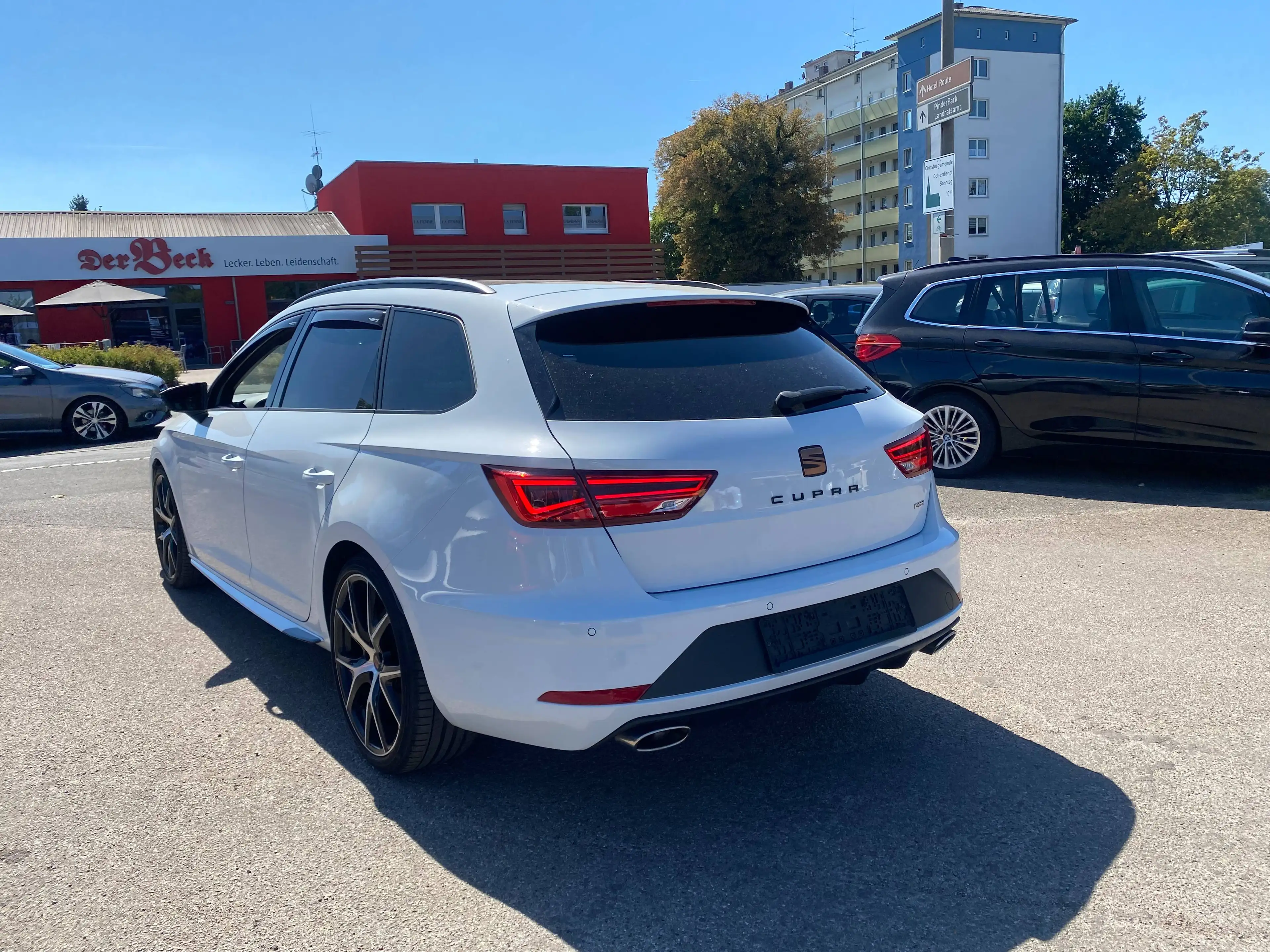 SEAT Leon Cupra 300 4Drive Pano/Kamera/ACC — photo 2