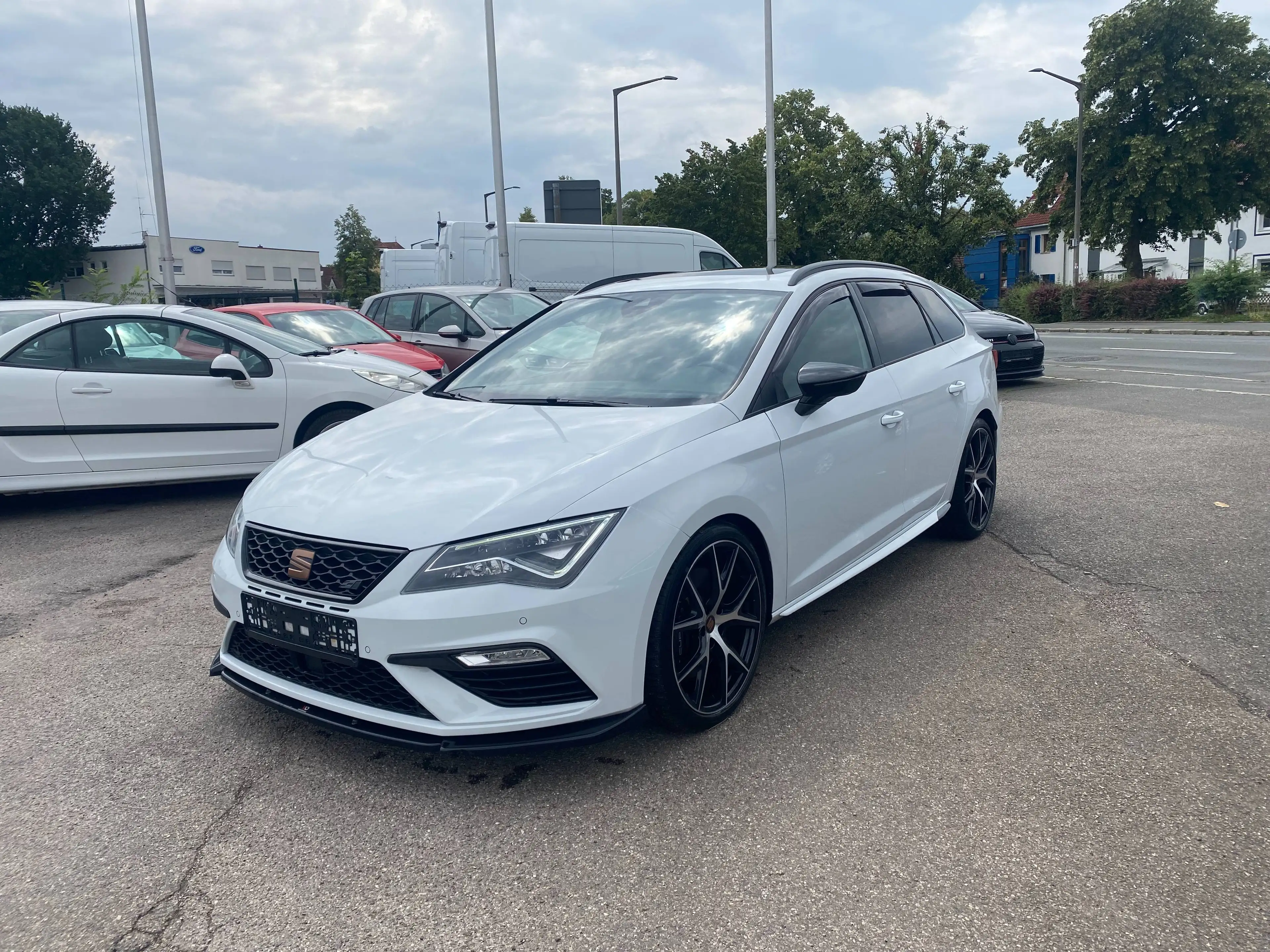 SEAT Leon Cupra 300 4Drive Pano/Kamera/ACC — photo 3