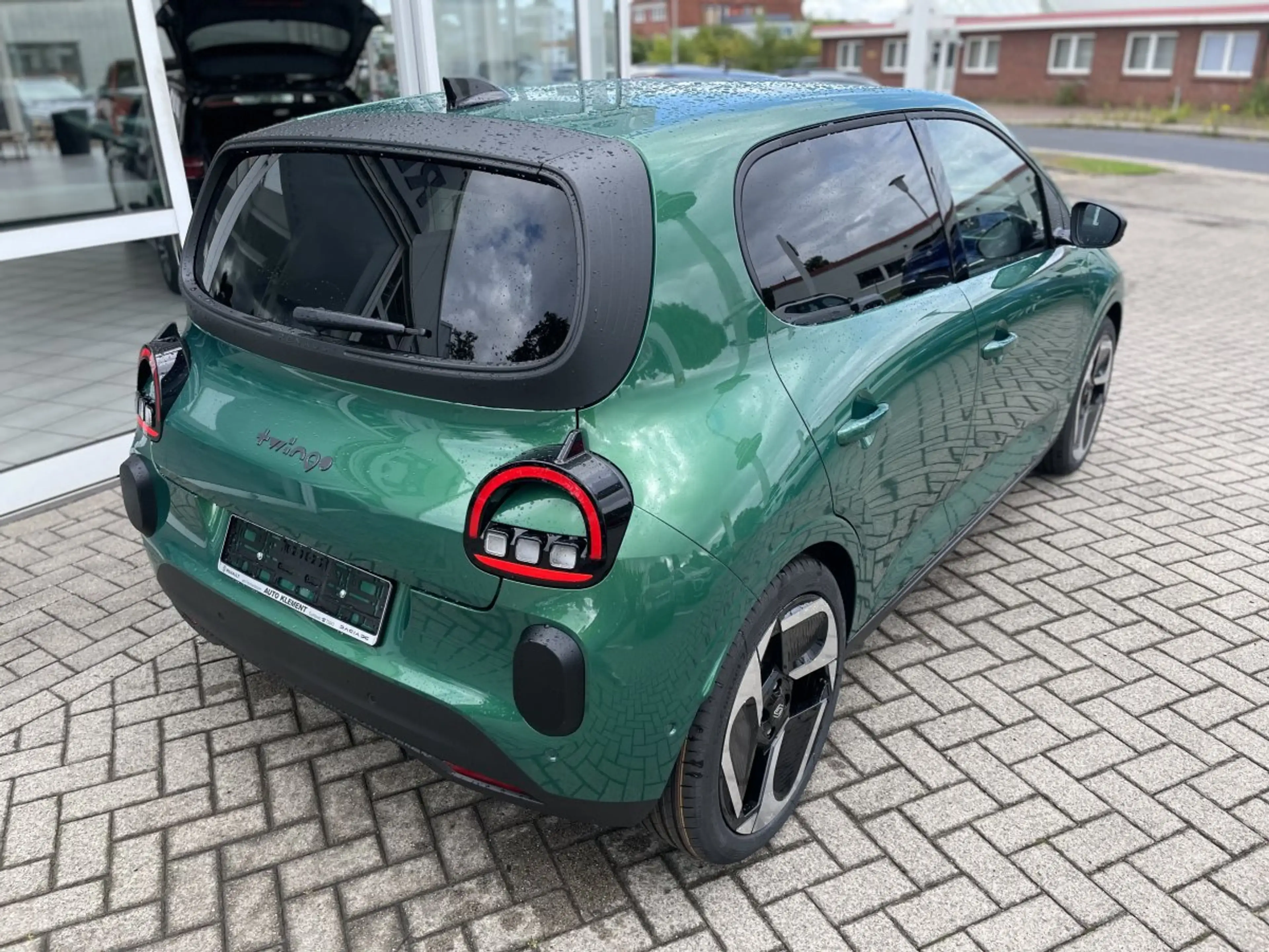 Renault Twingo E-TECH Techno 80 Urban Range Kamera, Klimaautomati — photo 7