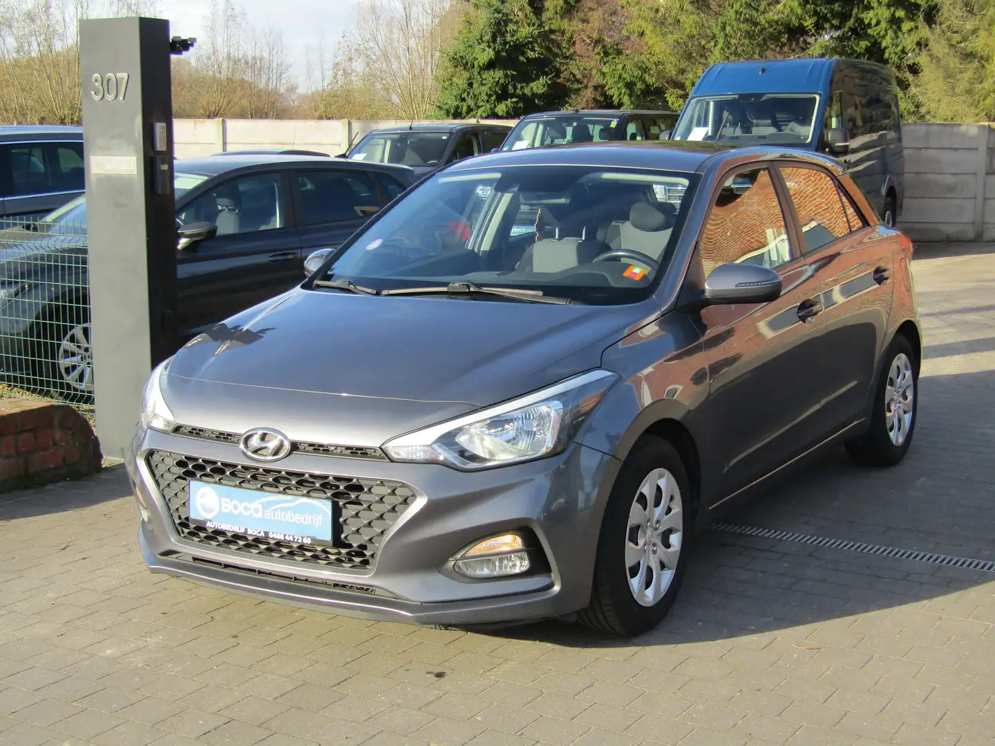 Hyundai i20 i20 blue 1.0 T-GDI DCT Trend Gris - 1