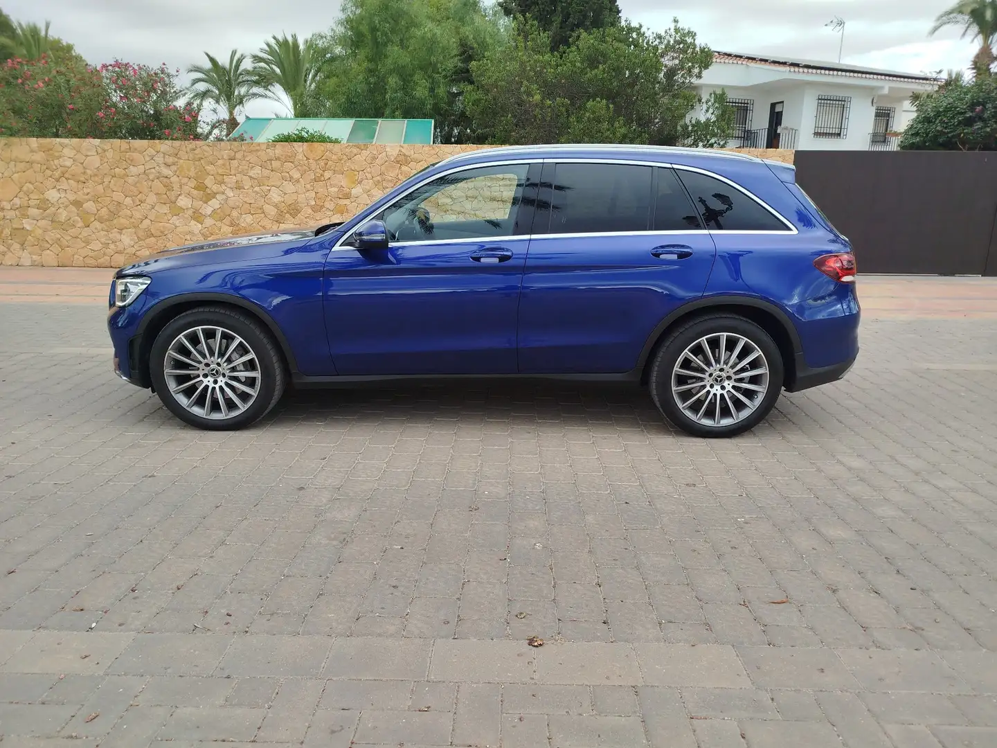 Mercedes-Benz GLC 200 200d 4Matic 9G-Tronic - 2