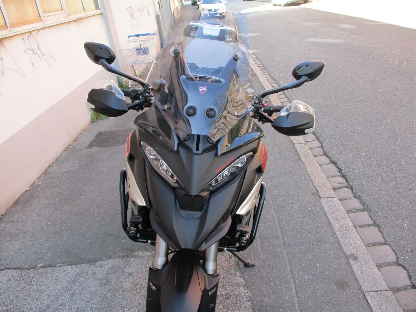 Ducati Multistrada V4 Negru - 1