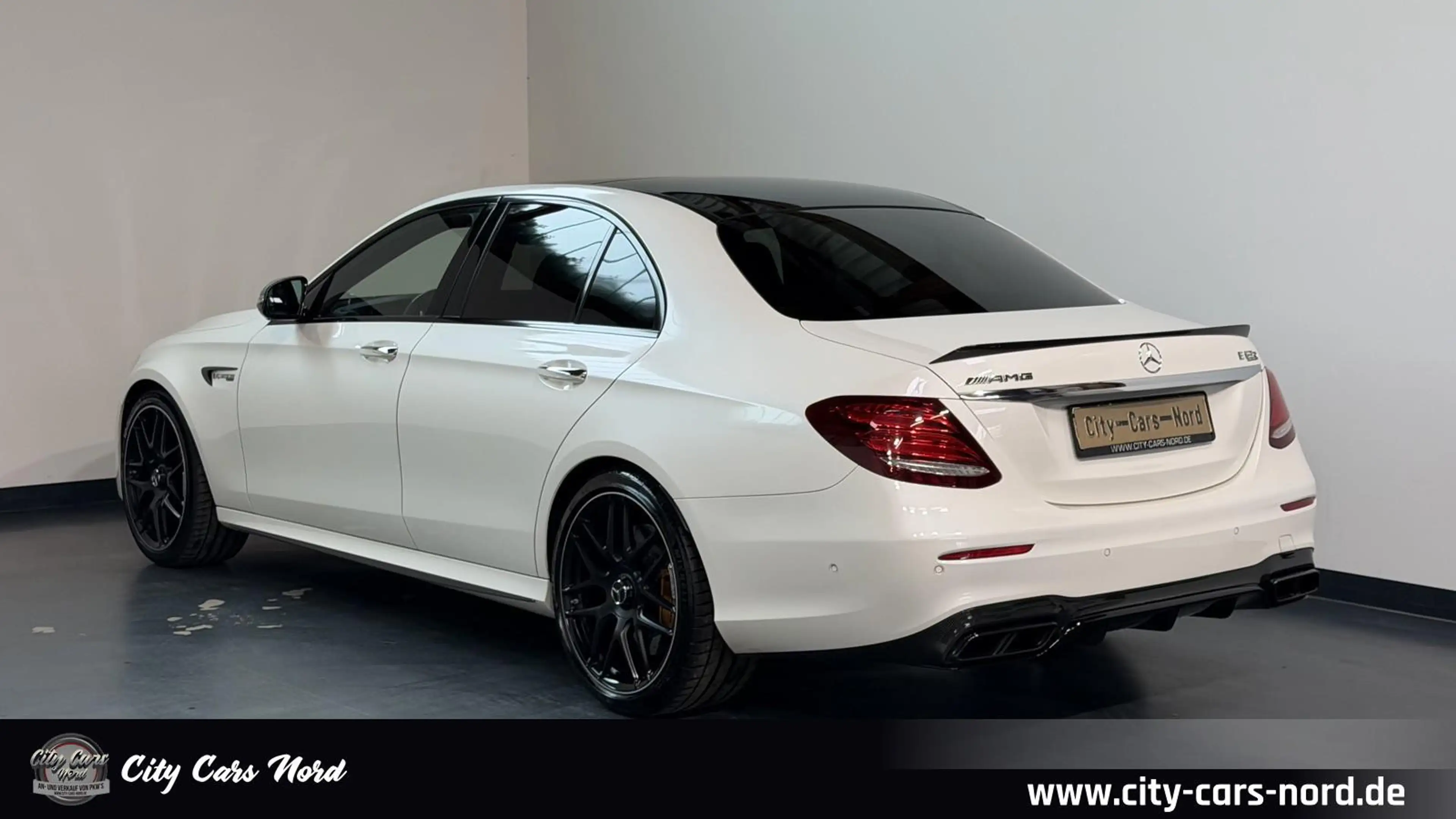 Mercedes-Benz E 63 AMG E 63 S AMG 4Matic+ CARBON+KERAMIK+360°+PANO+HUD — photo 3