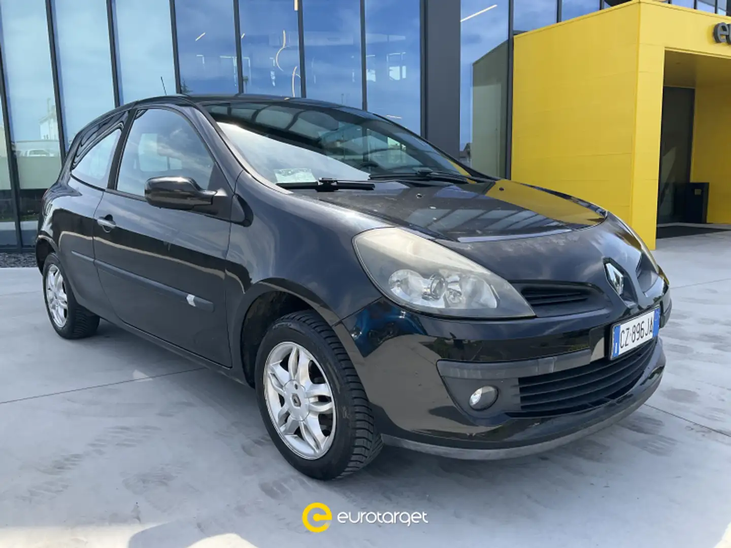 Renault Clio 1.2 16V 3 porte Confort Nero - 1
