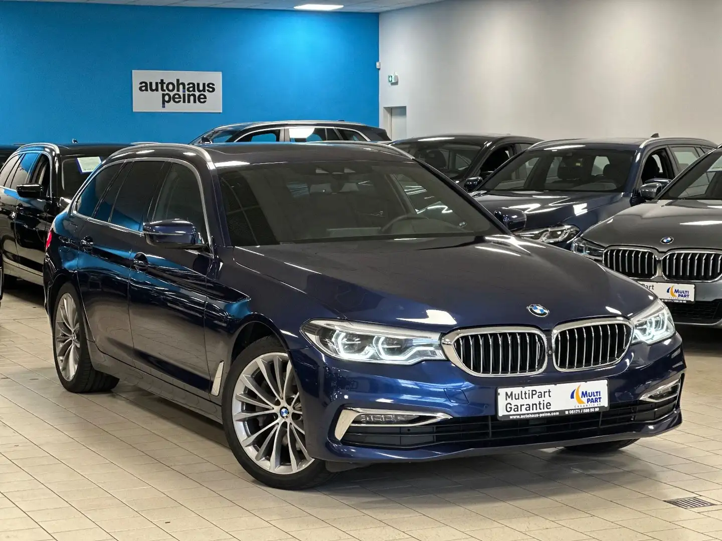 BMW 530 dxD/HUD/Panor/LEDerSportStz/AHK/360°/LuxL Bleu - 1