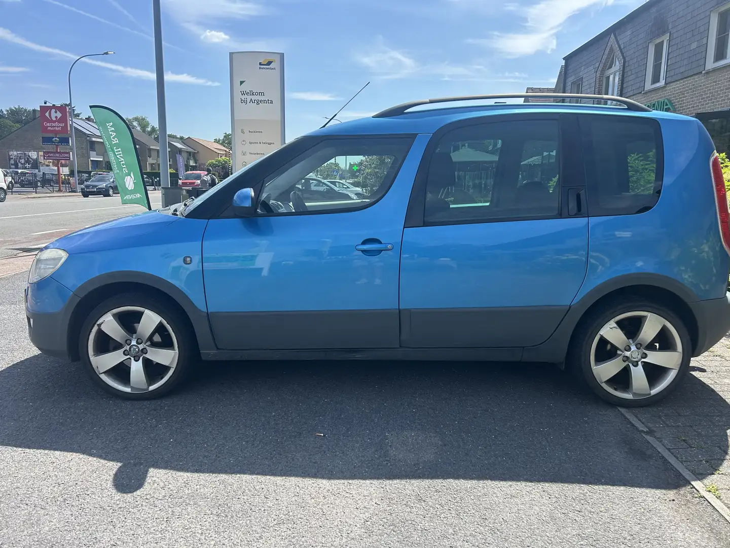 Skoda Roomster 1.4 16V Scout - 2