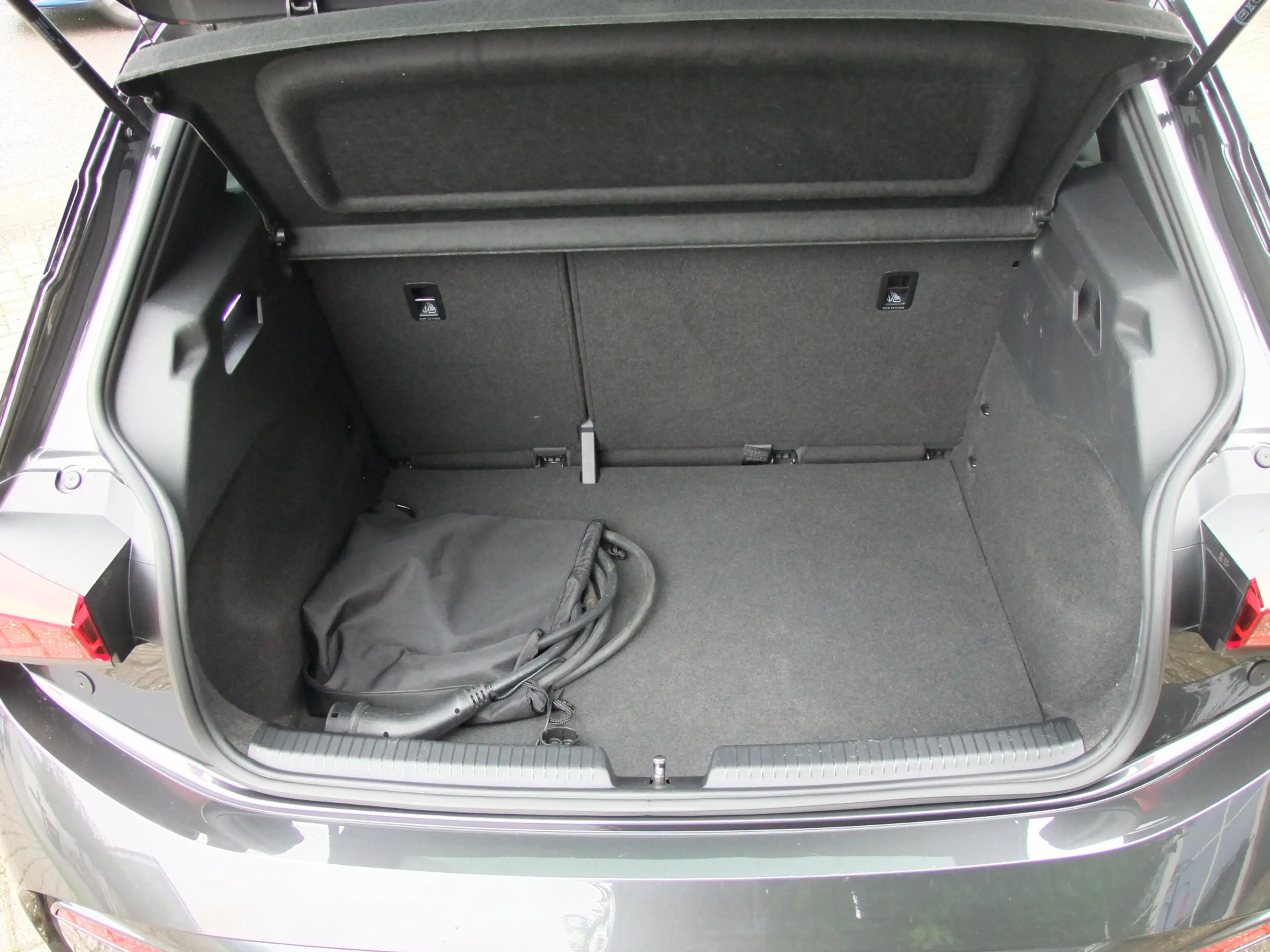 CUPRA Born Business One 62 kWh , Camera , Carplay, Adap-cruis — photo 10