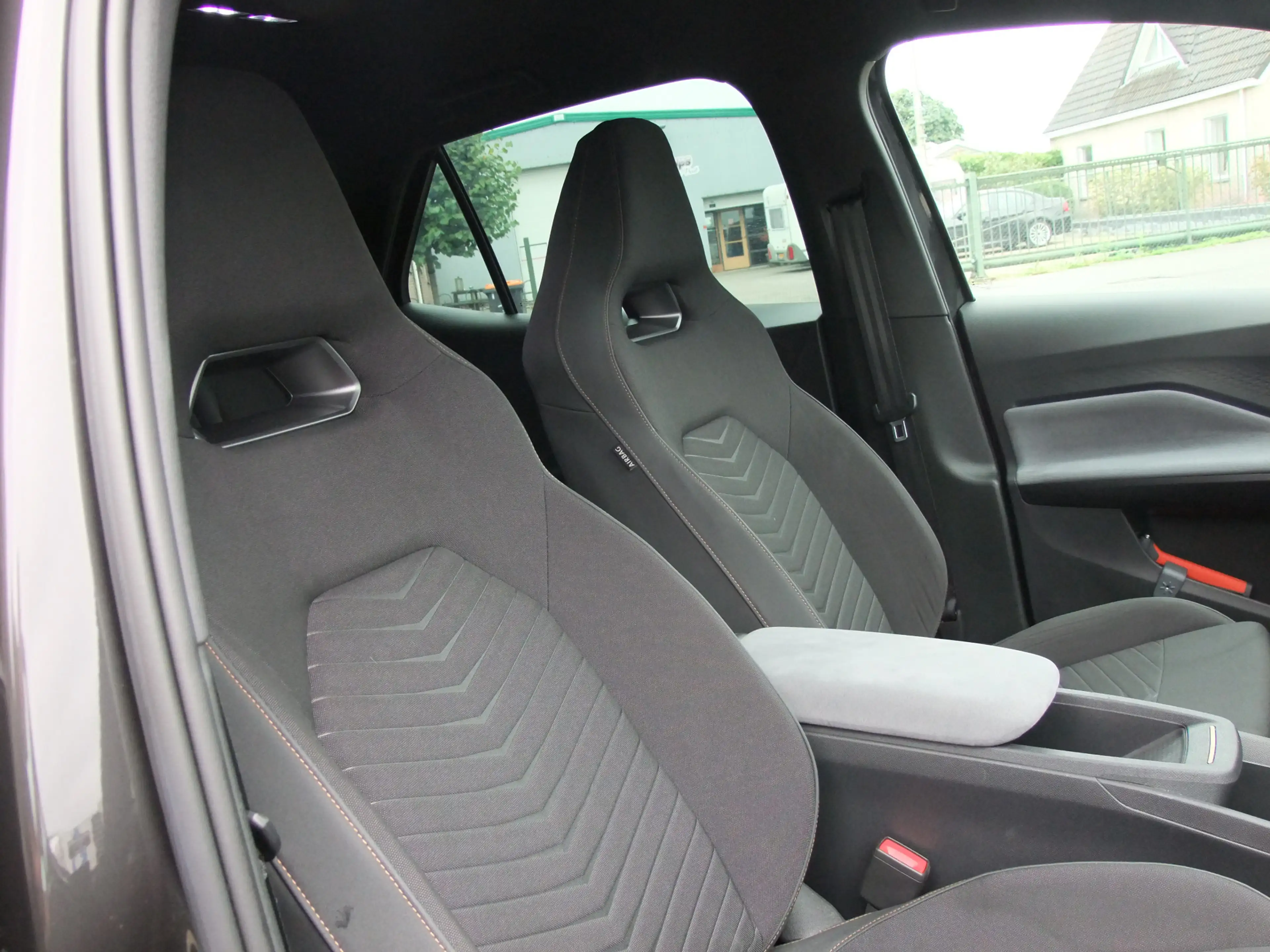 CUPRA Born Business One 62 kWh , Camera , Carplay, Adap-cruis — photo 16