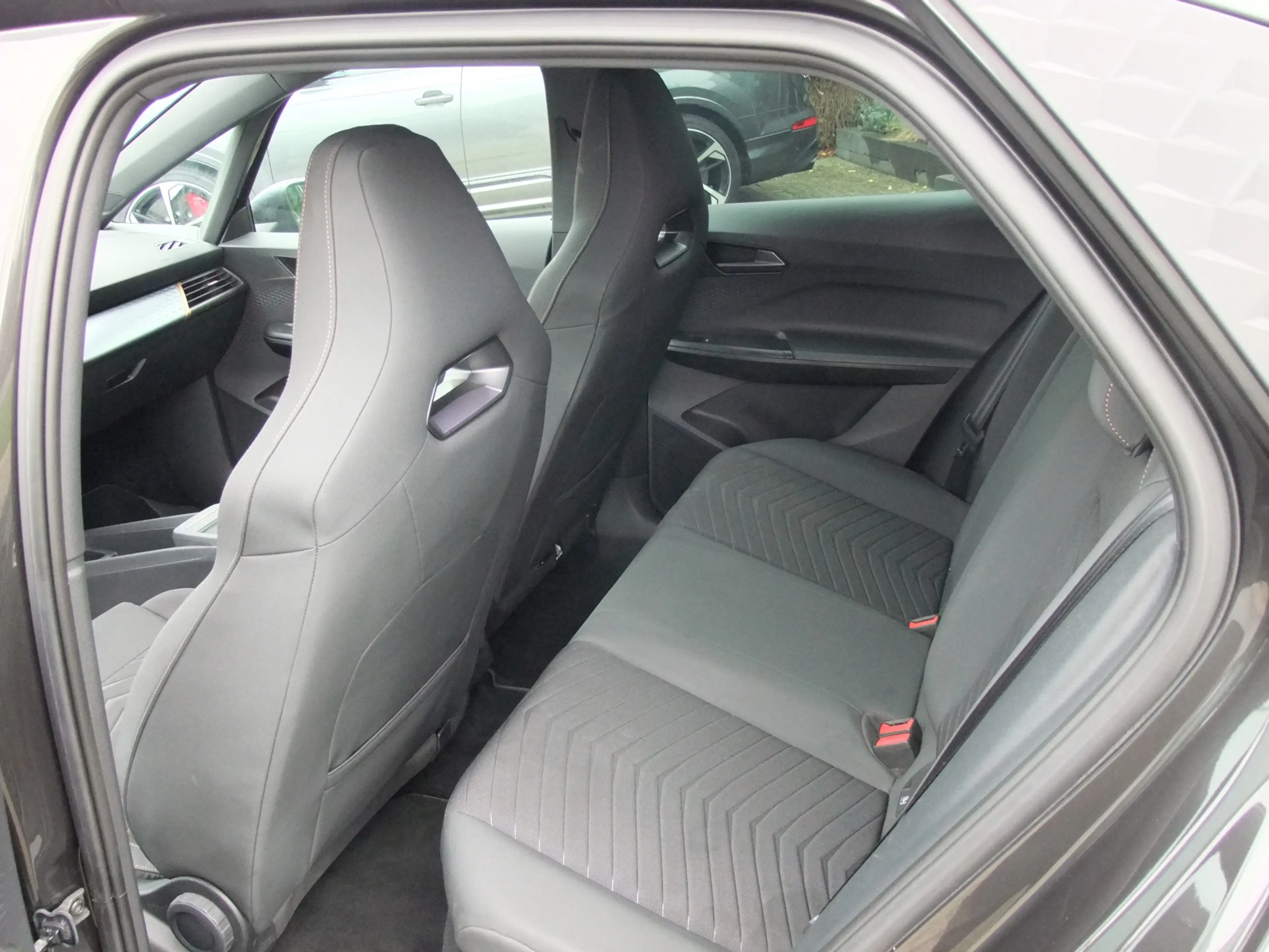 CUPRA Born Business One 62 kWh , Camera , Carplay, Adap-cruis — photo 15