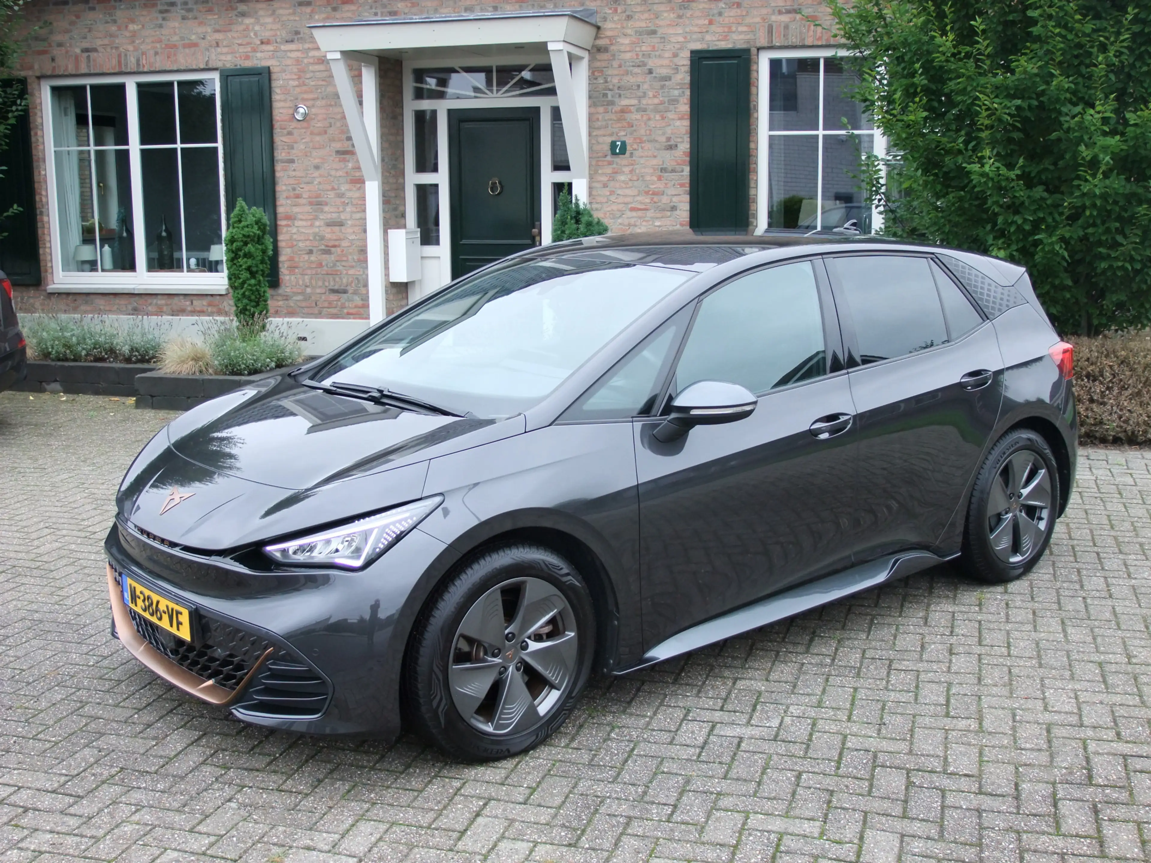 CUPRA Born Business One 62 kWh , Camera , Carplay, Adap-cruis