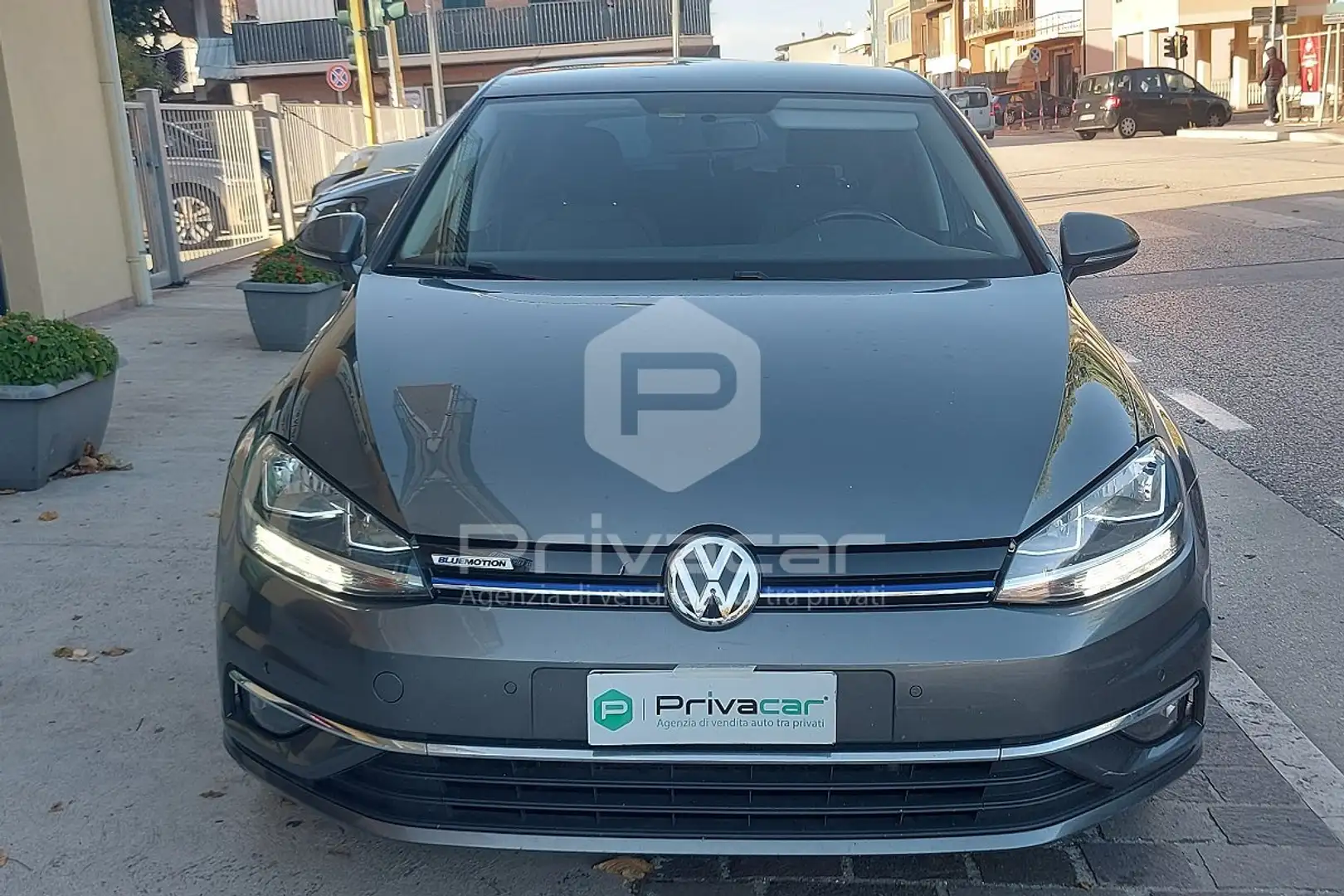 Volkswagen Golf Golf 1.5 TGI 5p. Business BlueMotion Technology Argento - 2