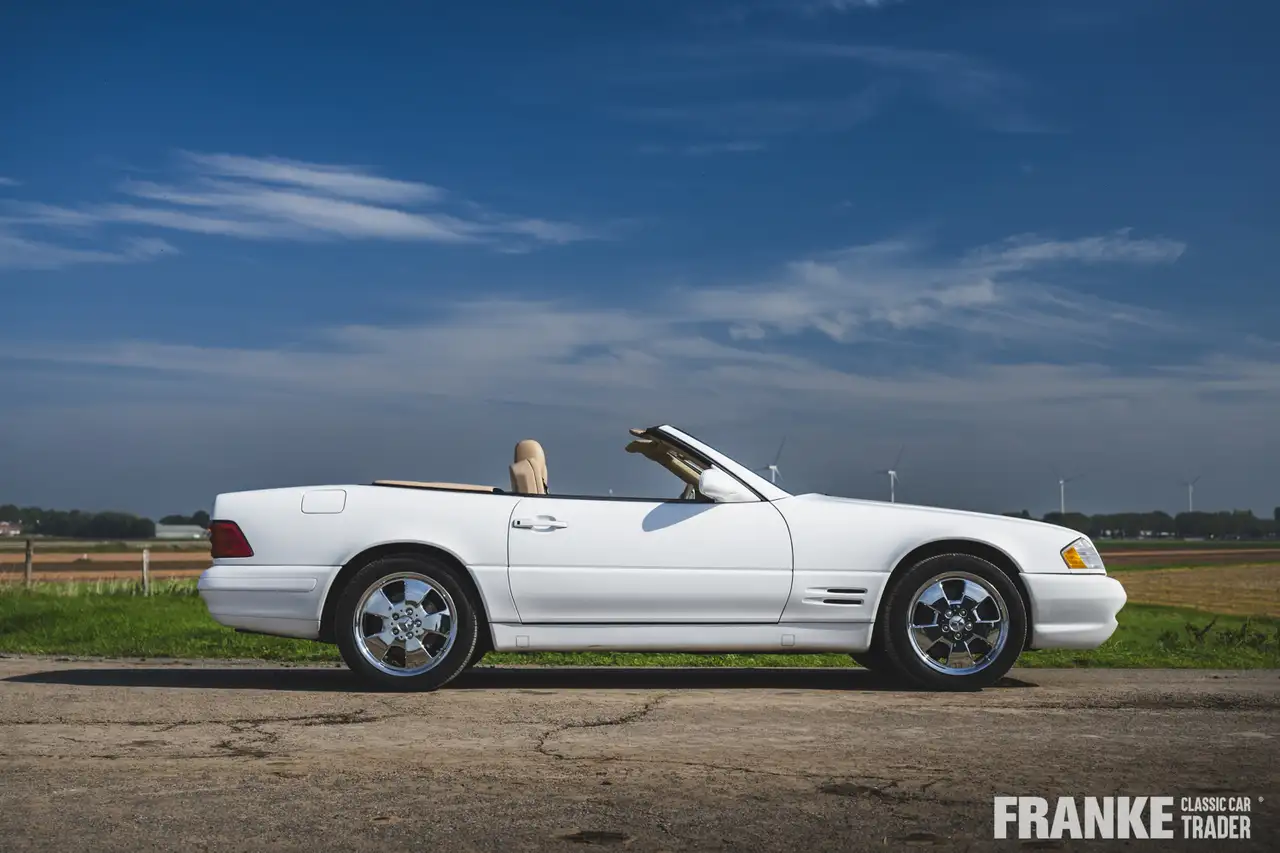 Mercedes-Benz SL 500 Cabrio V8. Youngtimer met matching numbers, histor, foto 9