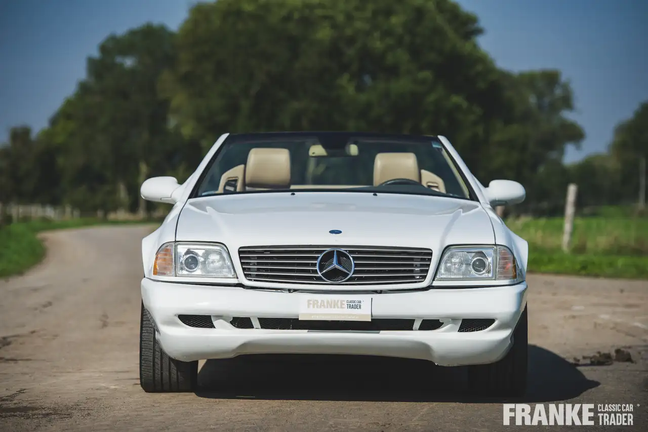 Mercedes-Benz SL 500 Cabrio V8. Youngtimer met matching numbers, histor, foto 8