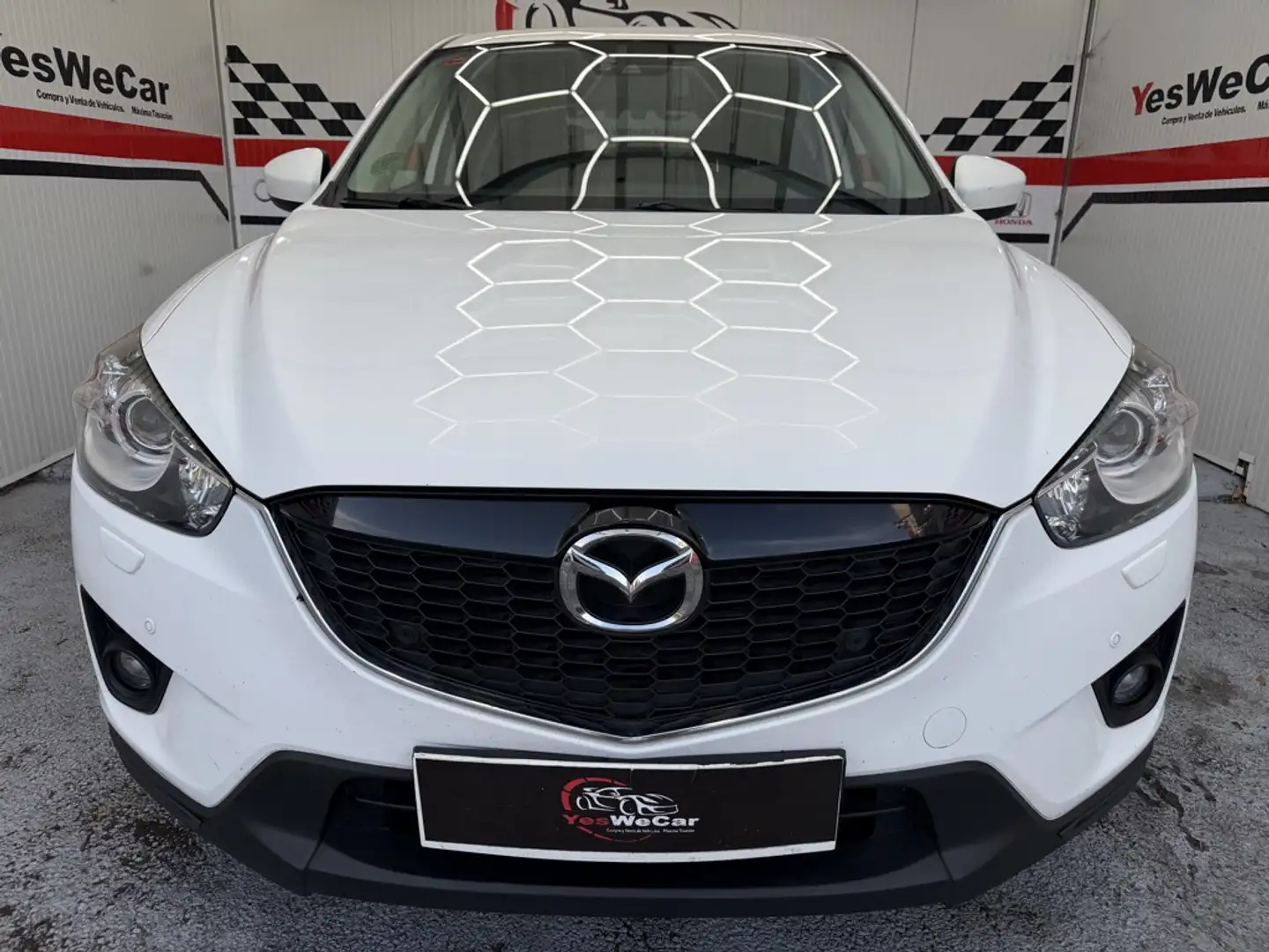 Mazda CX-5 2.2DE Style + Navegador 4WD Aut. Blanco - 2