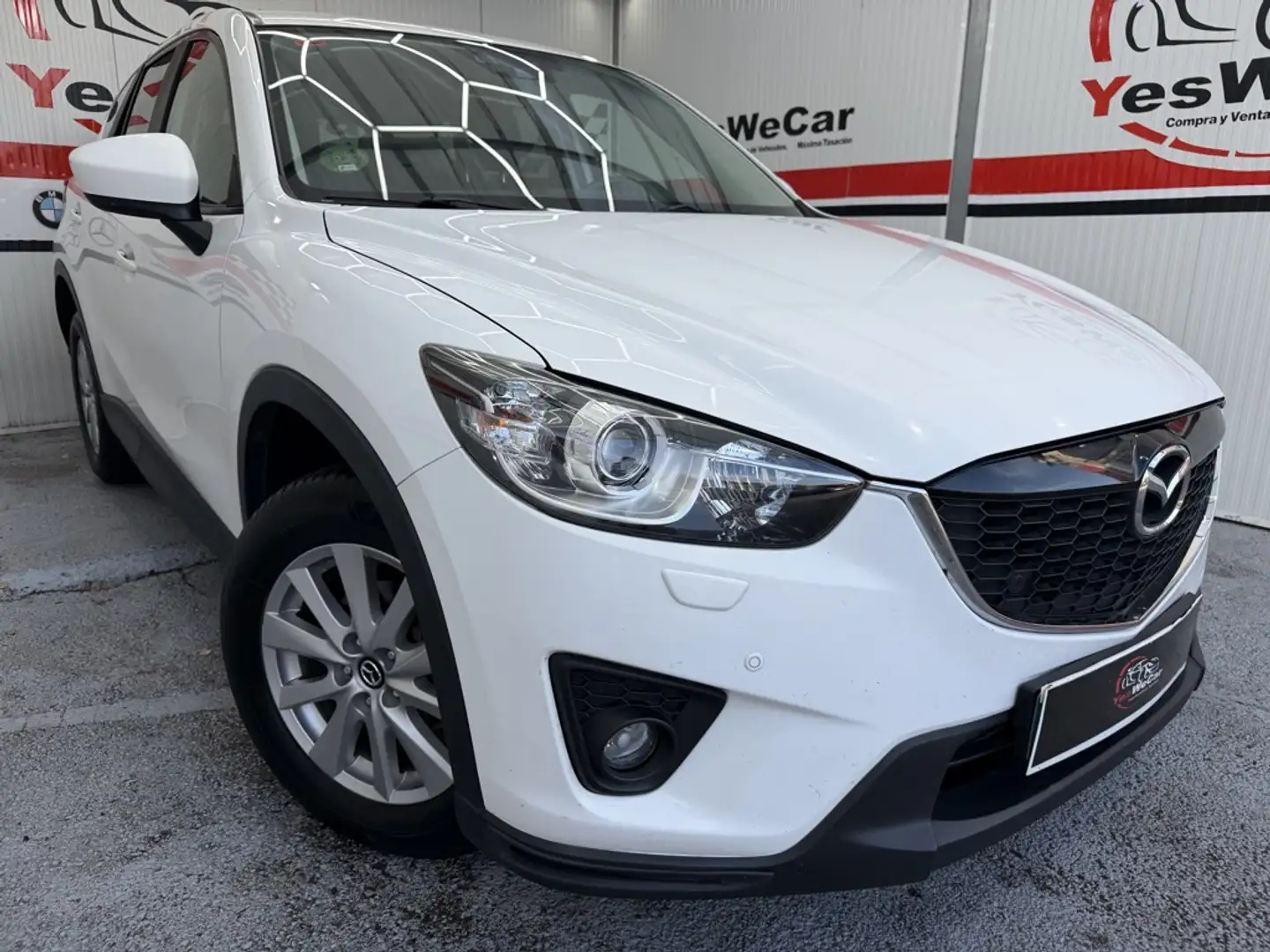 Mazda CX-5 2.2DE Style + Navegador 4WD Aut. Blanco - 1